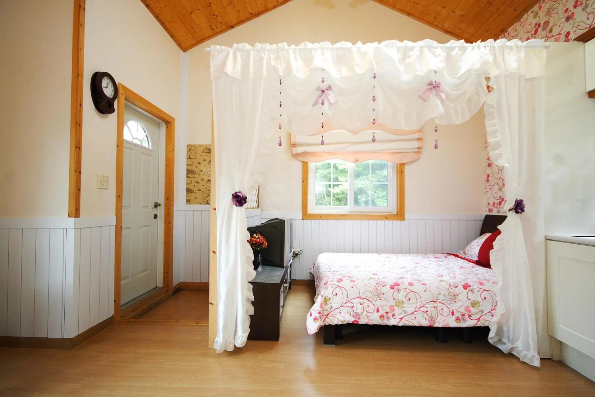 Bedroom in Starvill Pension