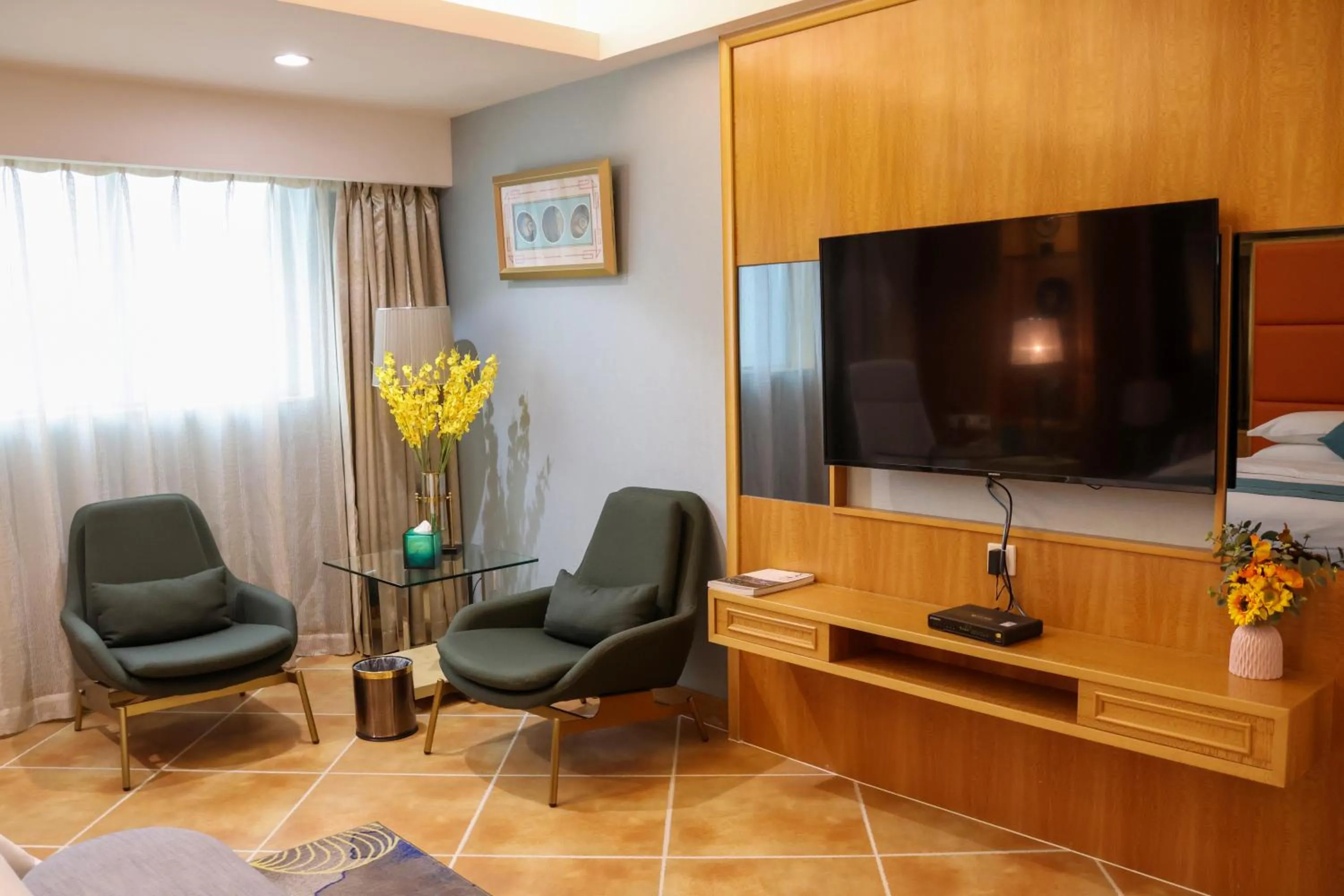 Gladden Hotel Jiangmen