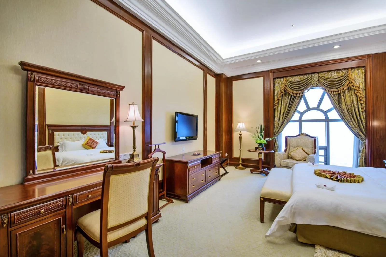 Bedroom, Bed in Gladden Hotel Jiangmen