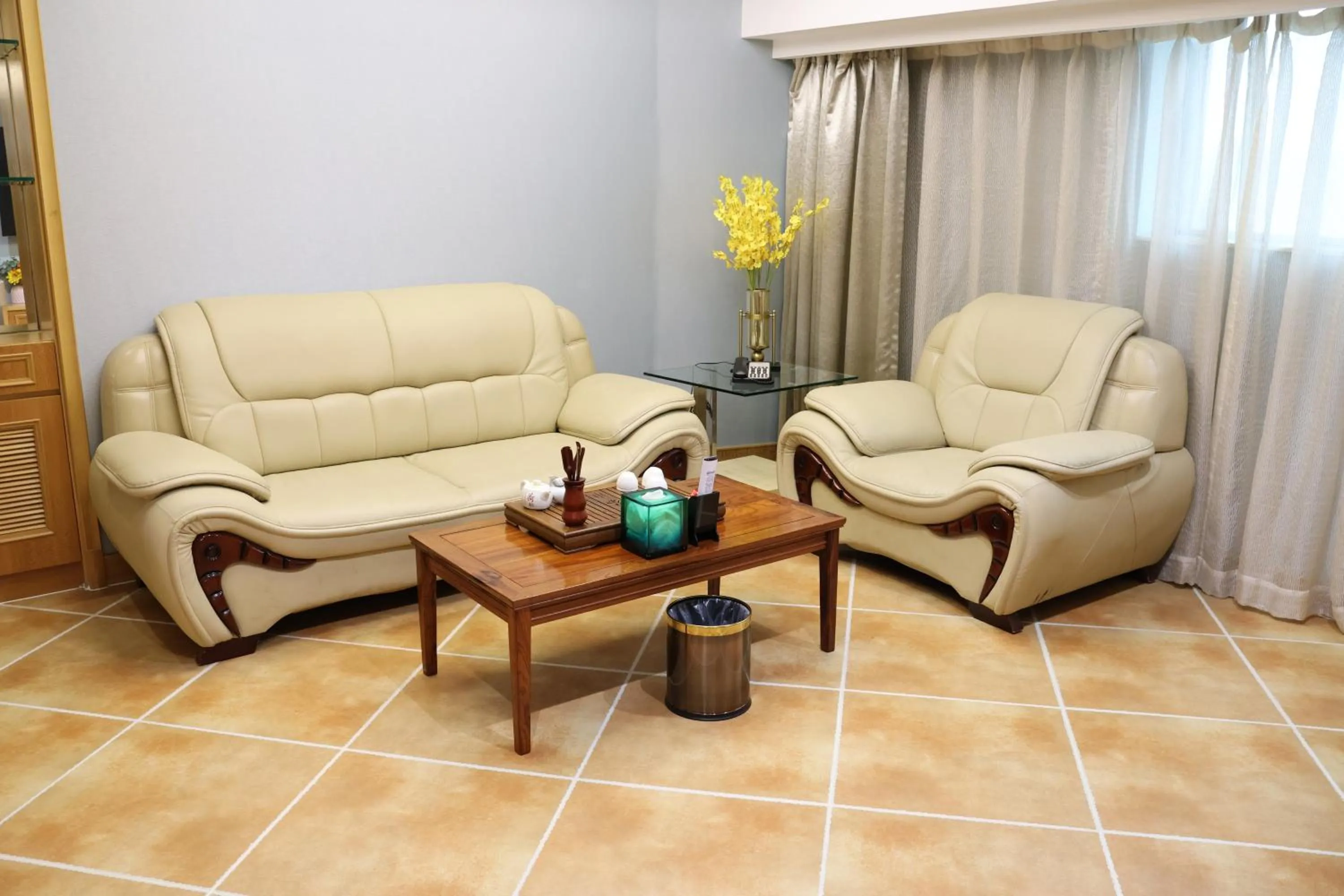 Gladden Hotel Jiangmen