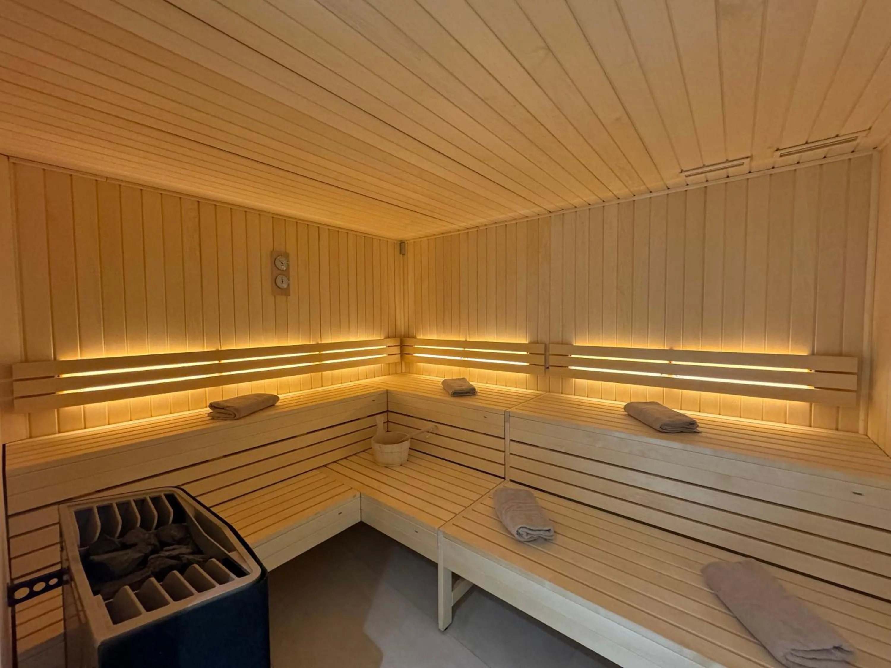 Sauna in Kyriad Saumur Hyper Centre Hôtel, Appartements, Séminaires et SPA soins Sothys Paris