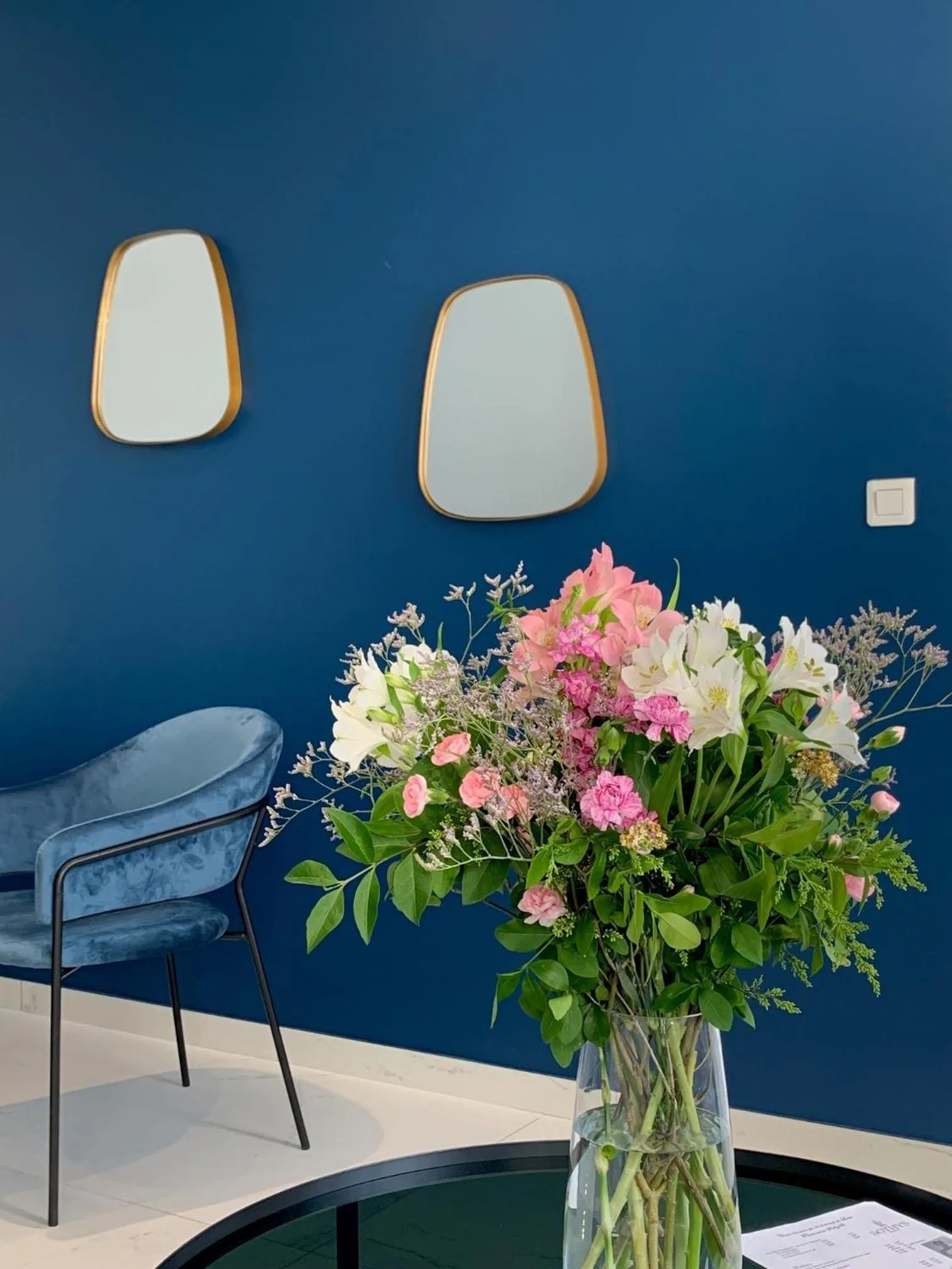 Living room in Kyriad Saumur Hyper Centre Hôtel, Appartements, Séminaires et SPA soins Sothys Paris