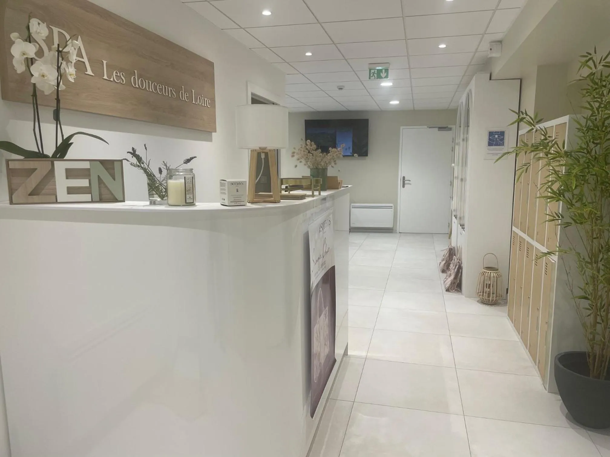 Spa and wellness centre/facilities in Kyriad Saumur Hyper Centre Hôtel, Appartements, Séminaires et SPA soins Sothys Paris