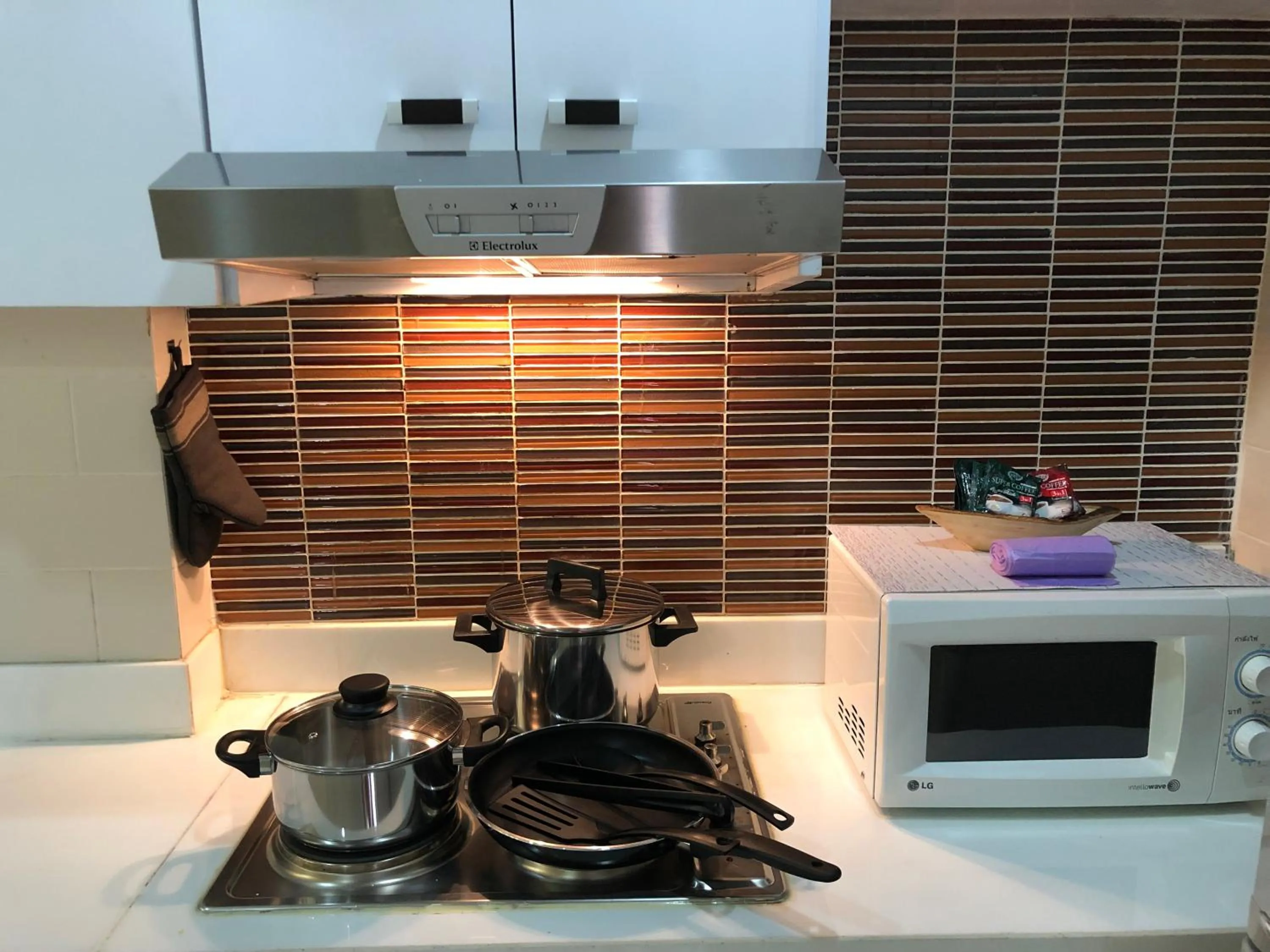 Kitchen or kitchenette in 14 Place Sukhumvit Suites