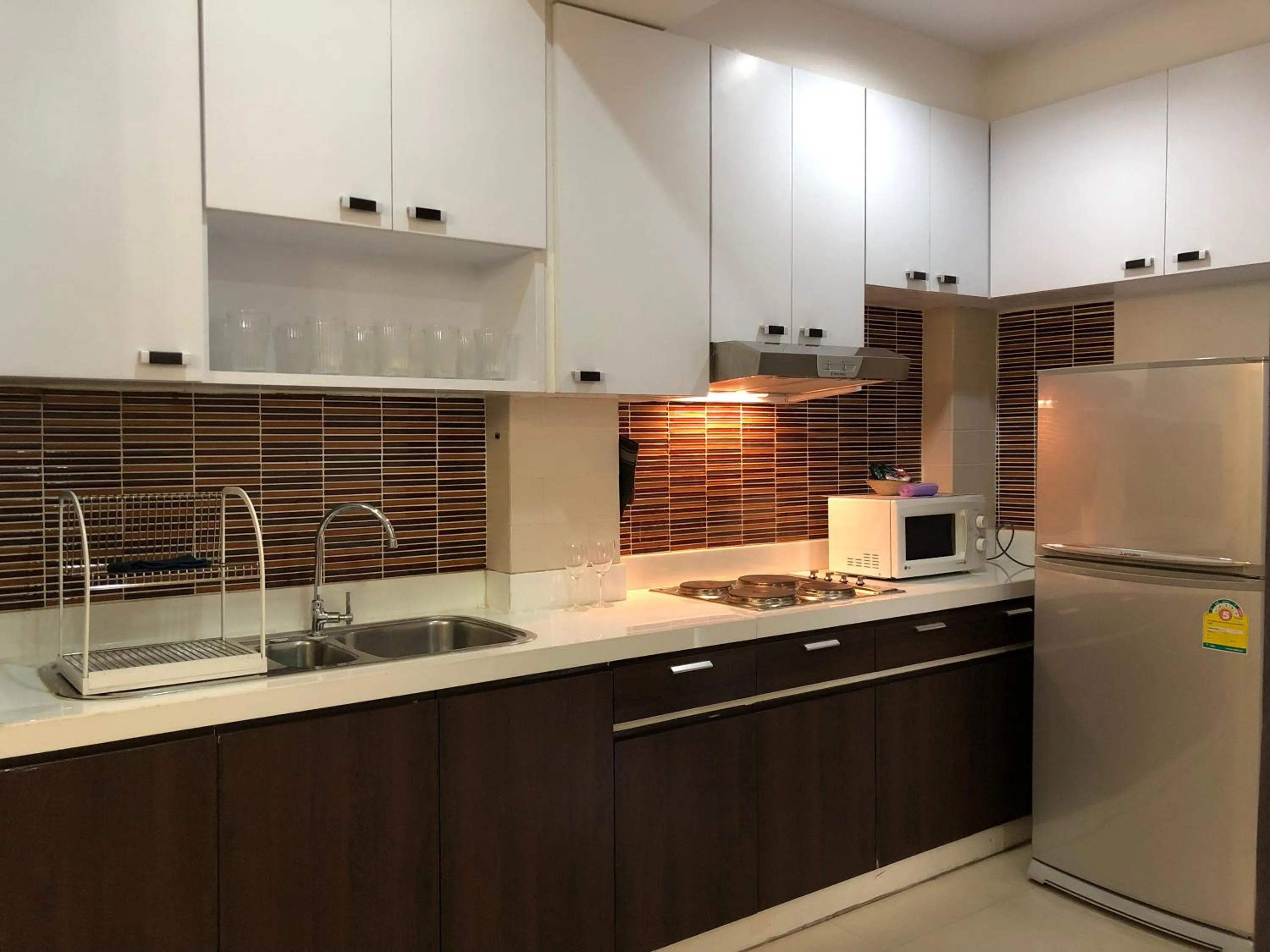 Kitchen or kitchenette in 14 Place Sukhumvit Suites