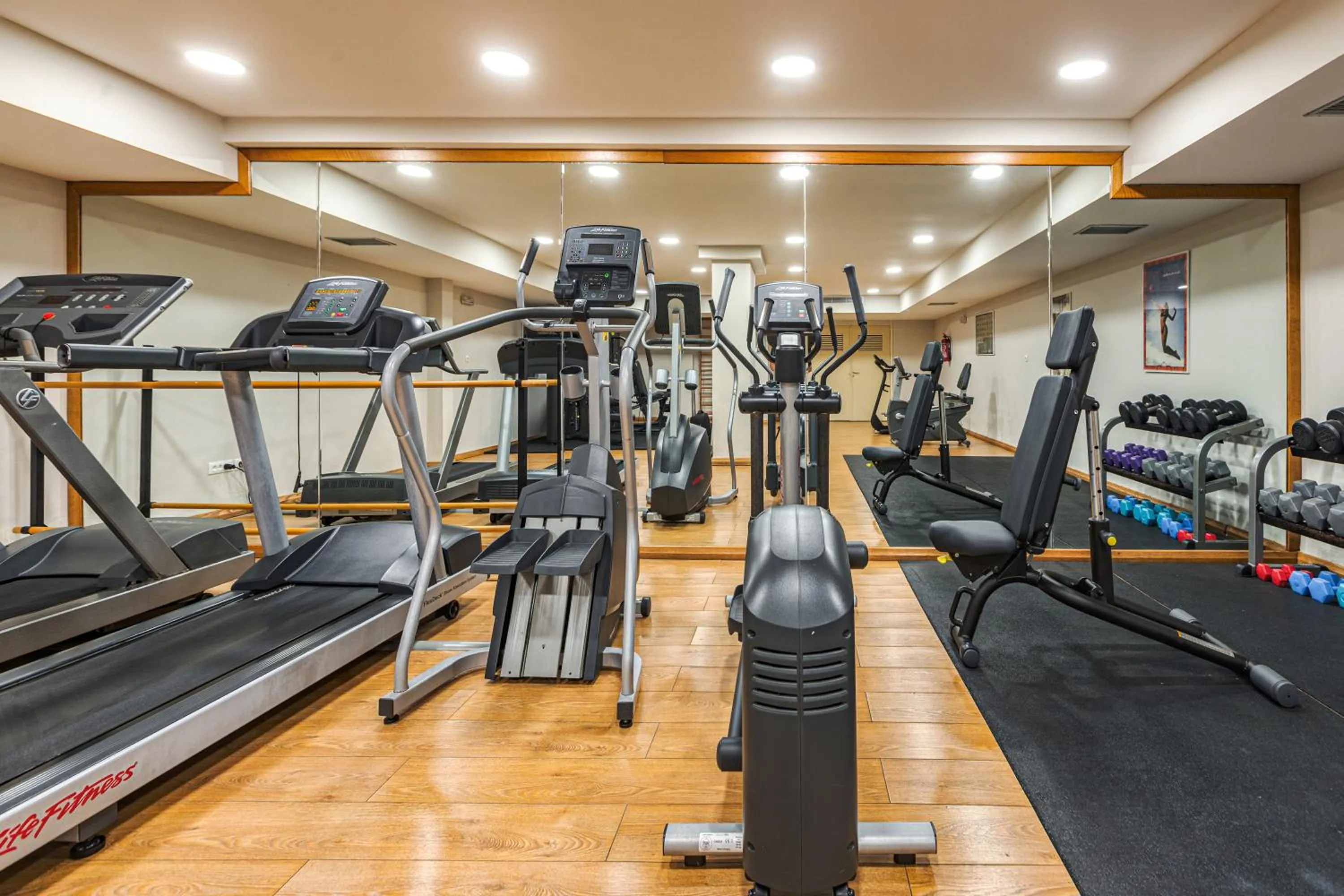 Fitness centre/facilities in Platanista Hotel