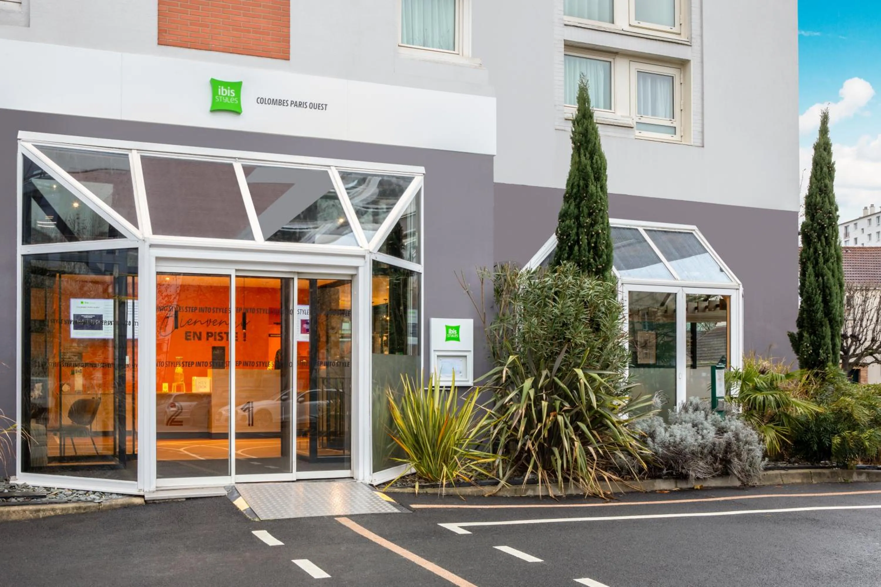 Property building in ibis Styles Colombes Paris Ouest (Ouverture Octobre 2025)