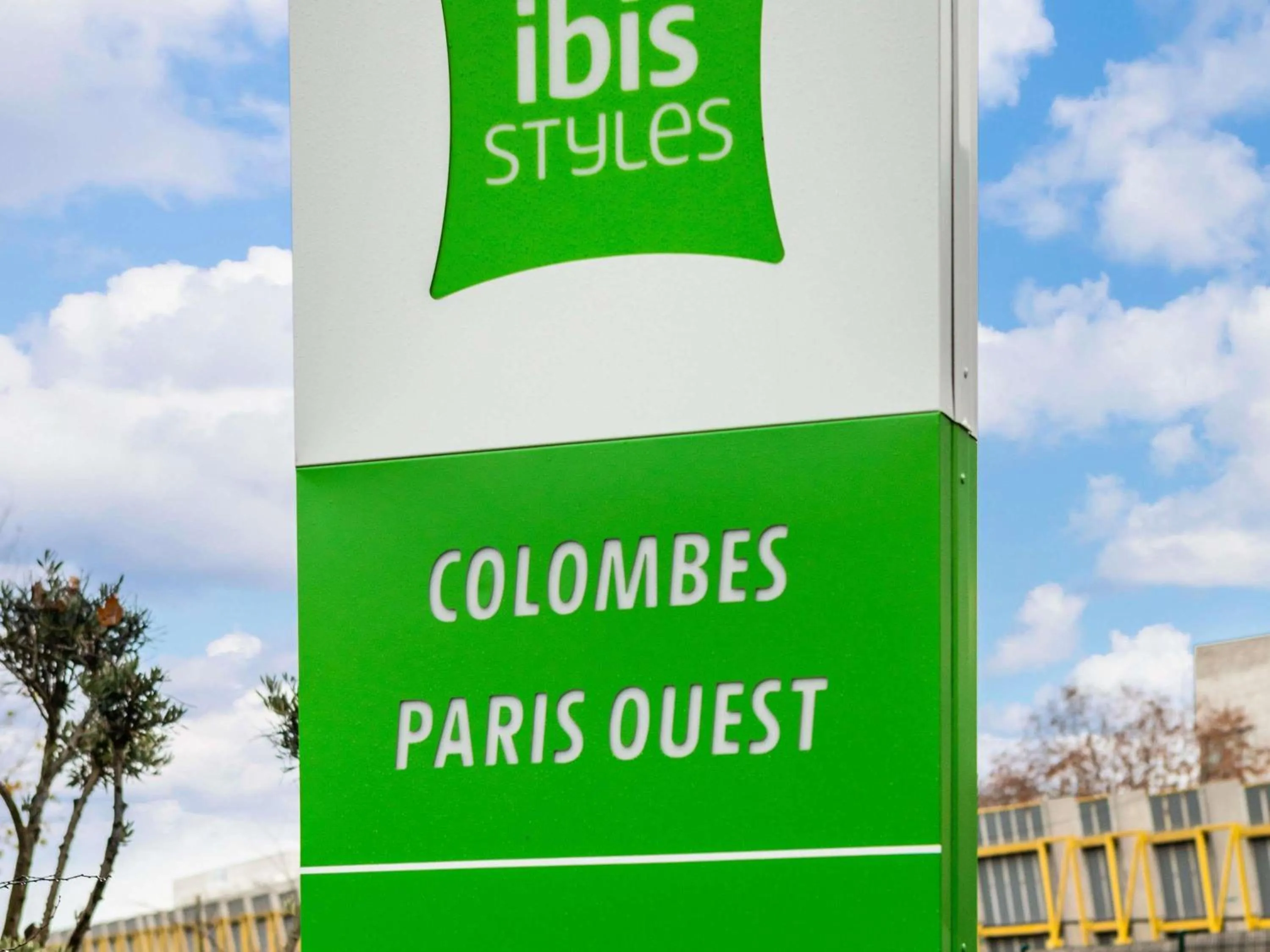 Property building in ibis Styles Colombes Paris Ouest (Ouverture Octobre 2025)