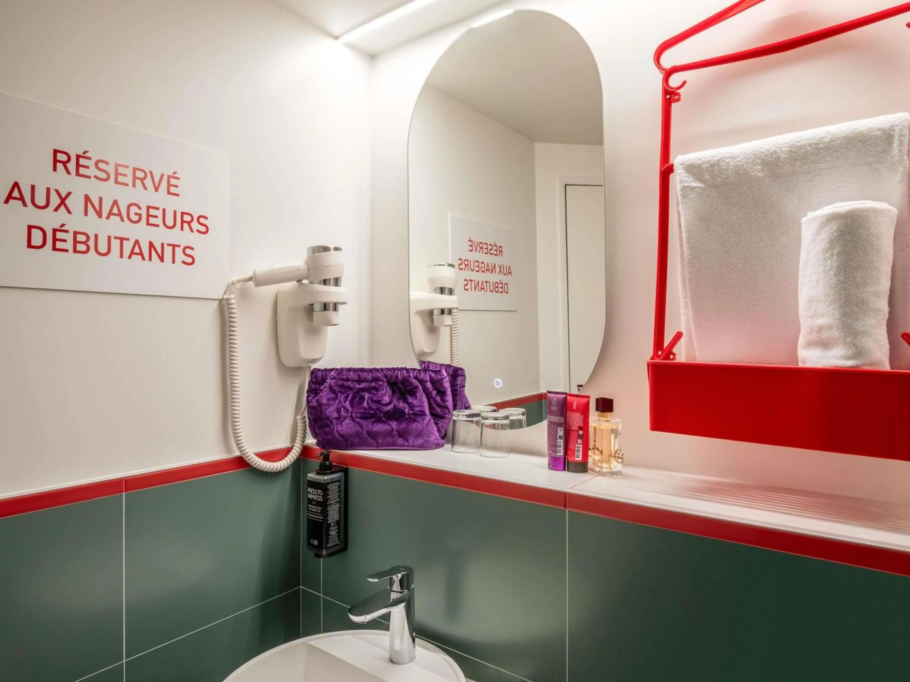 Bedroom in ibis Styles Colombes Paris Ouest (Ouverture Octobre 2025)