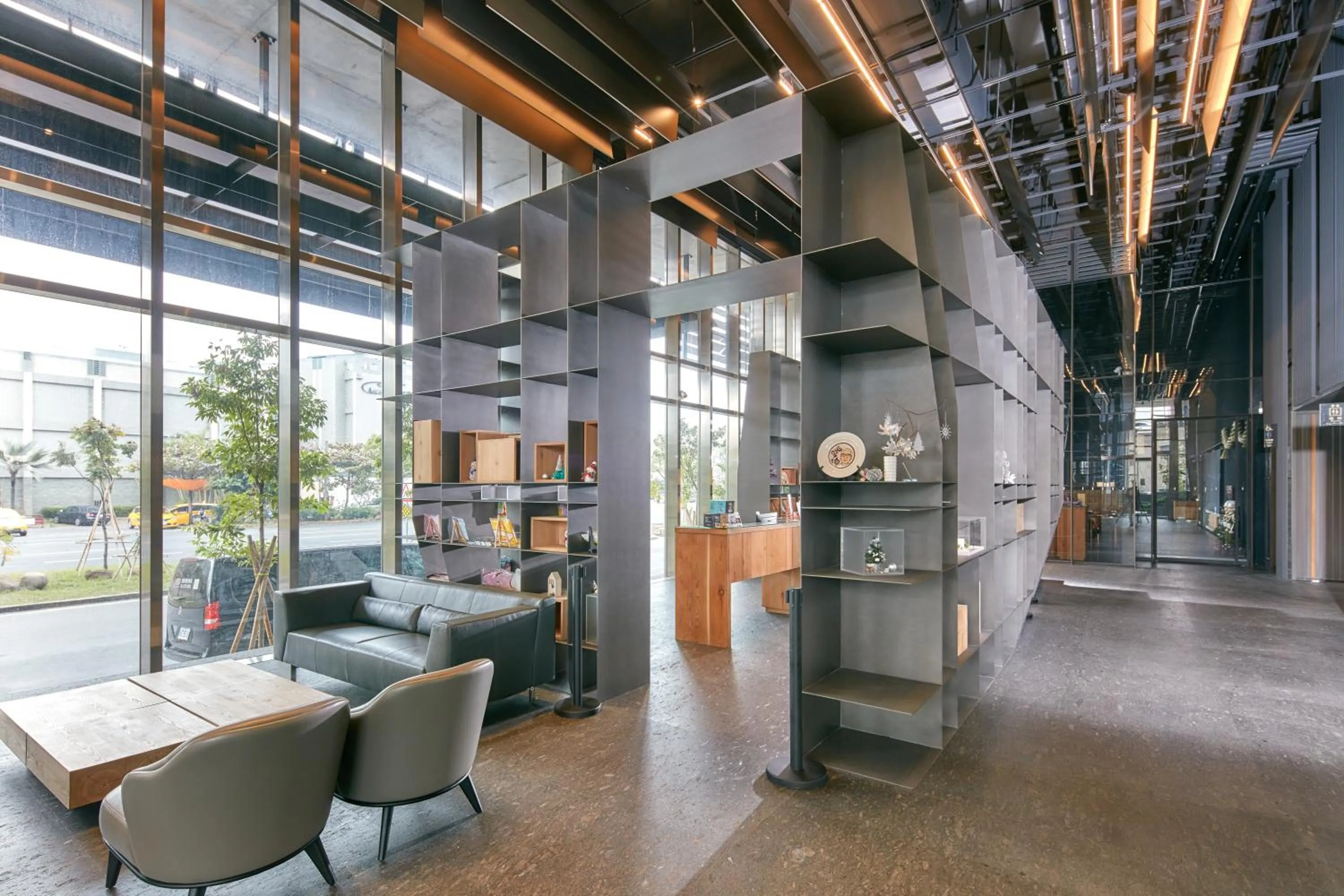 Coffee/tea facilities in Orient Luxury Hotel