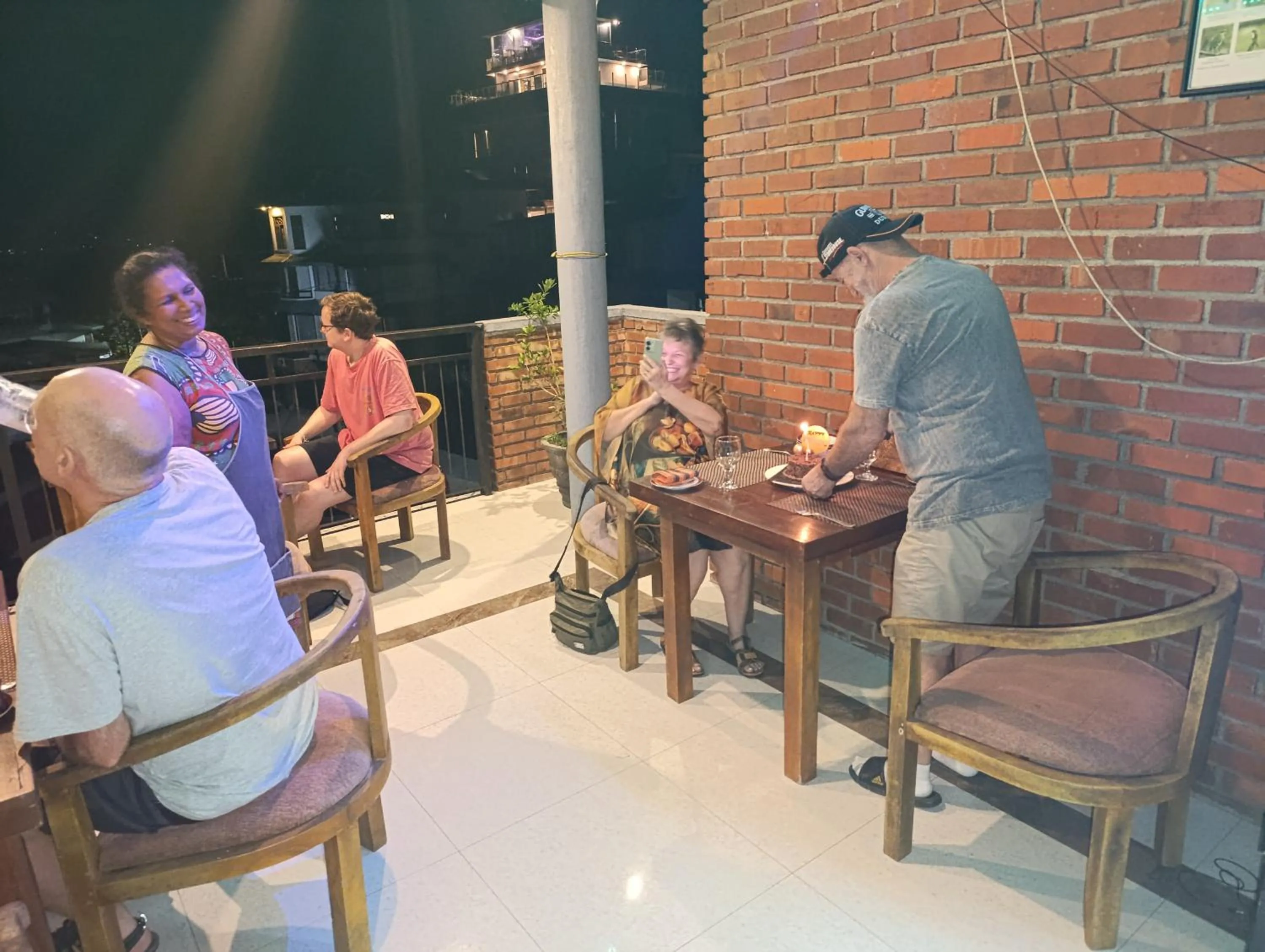 Restaurant/places to eat in Villa Forest View - No: 50/17