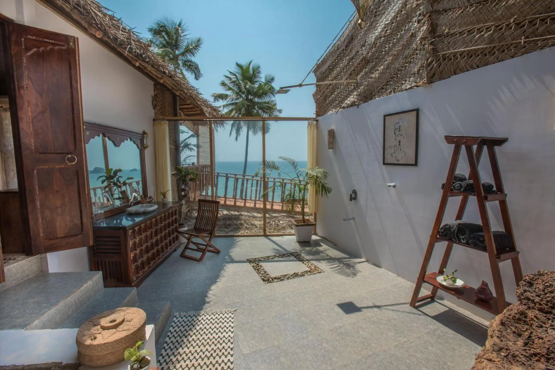 Shower in The Cape Goa