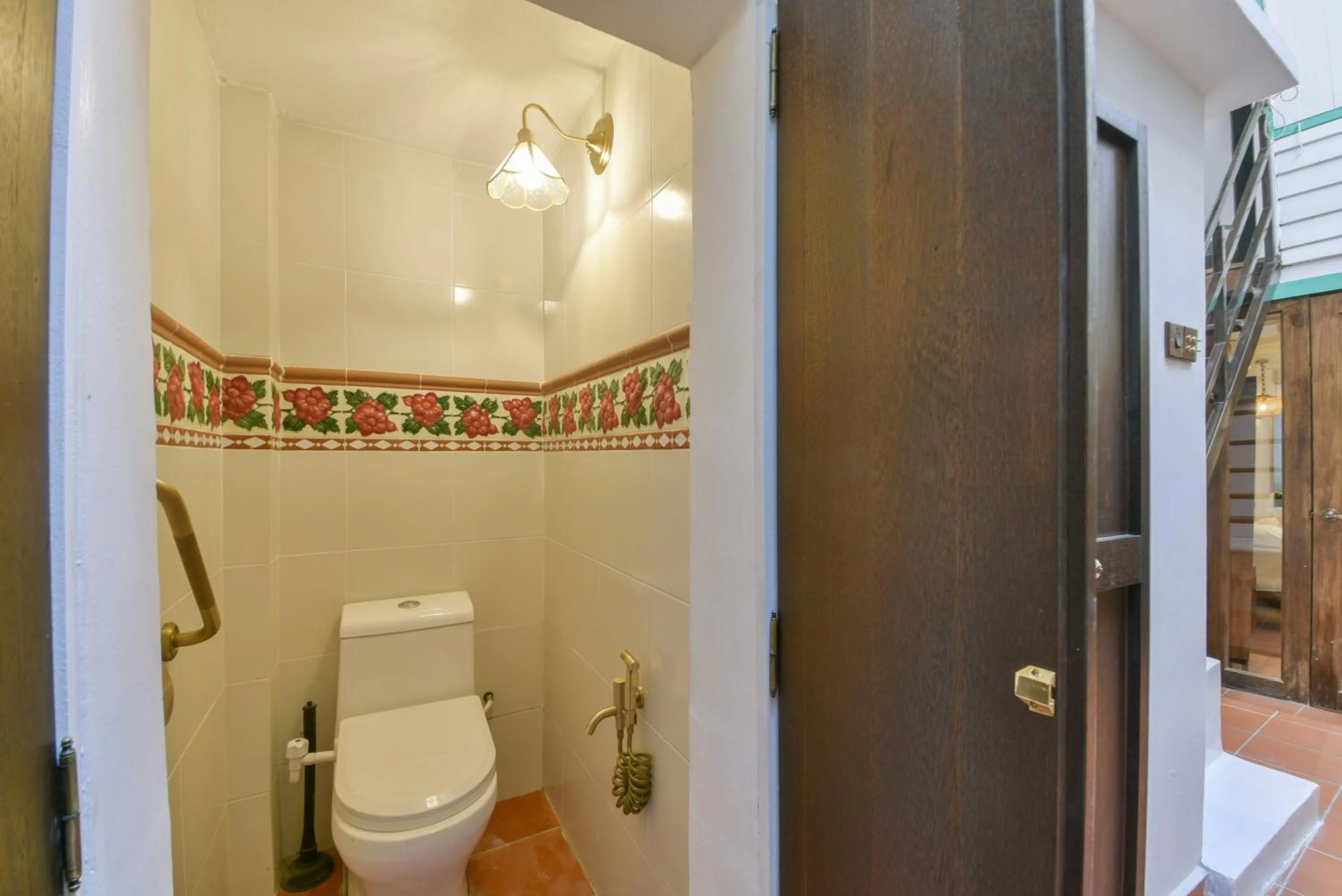 Bathroom in Ohana House @ 15 Kuli