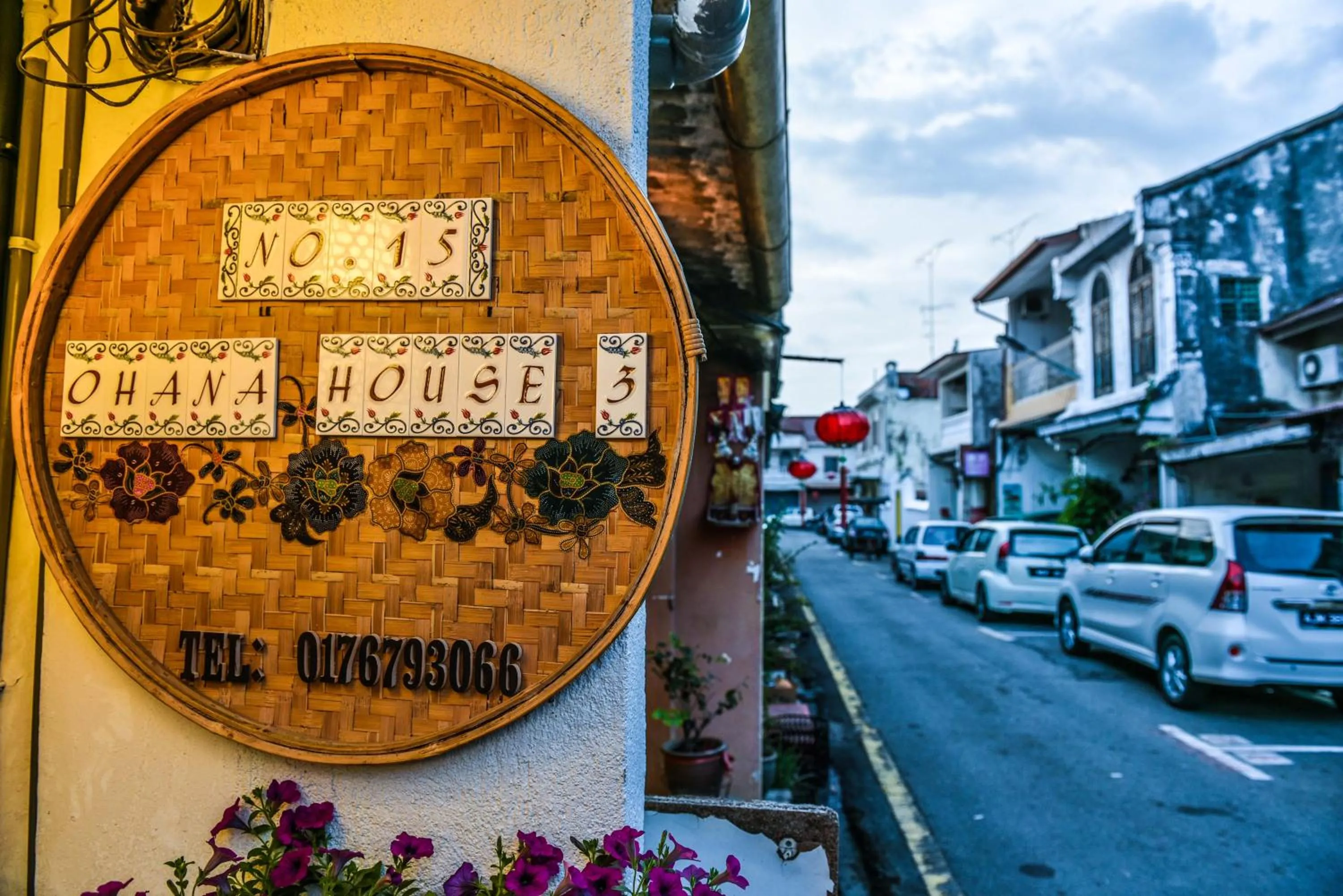 Facade/entrance in Ohana House @ 15 Kuli