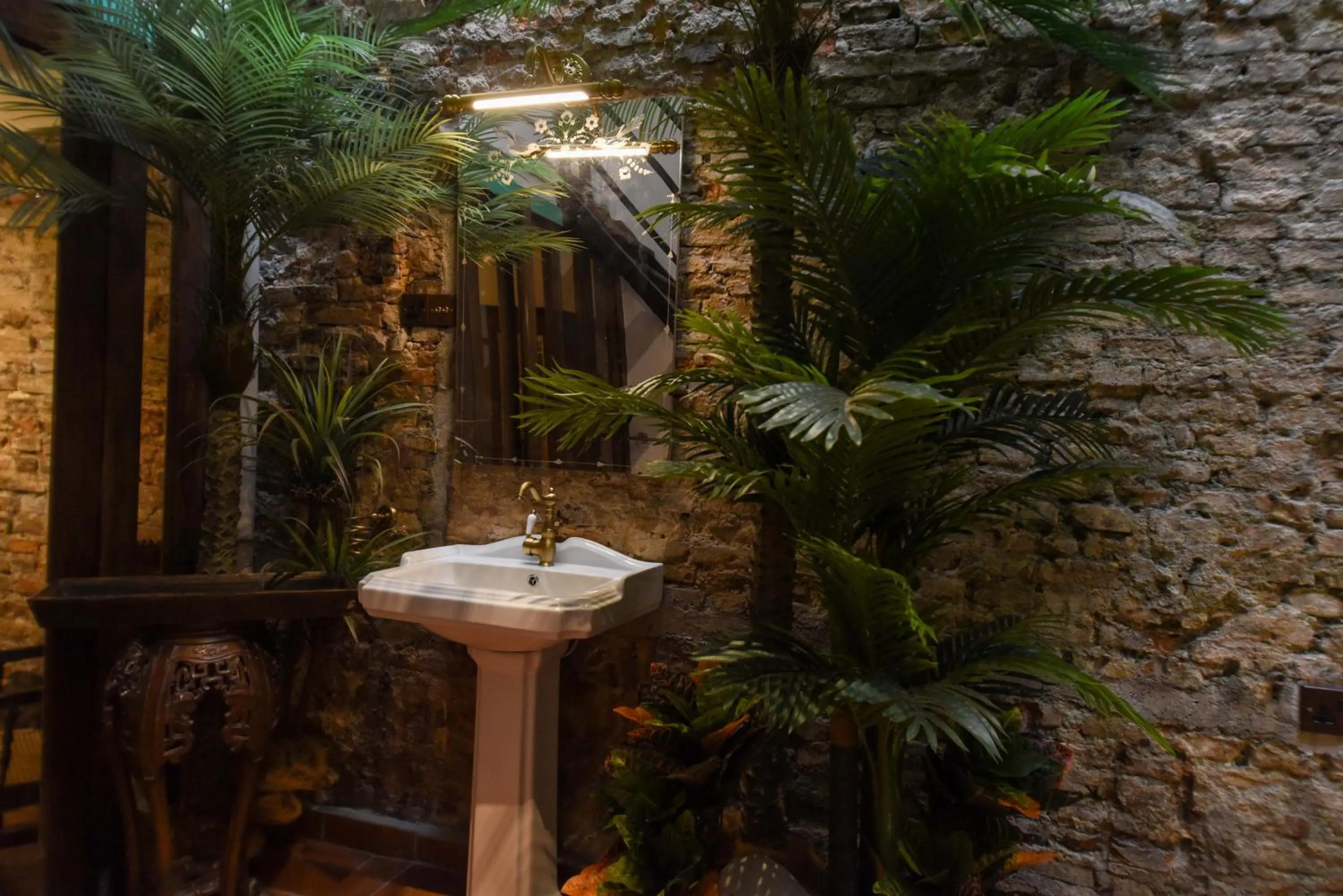 Property building in Ohana House @ 15 Kuli