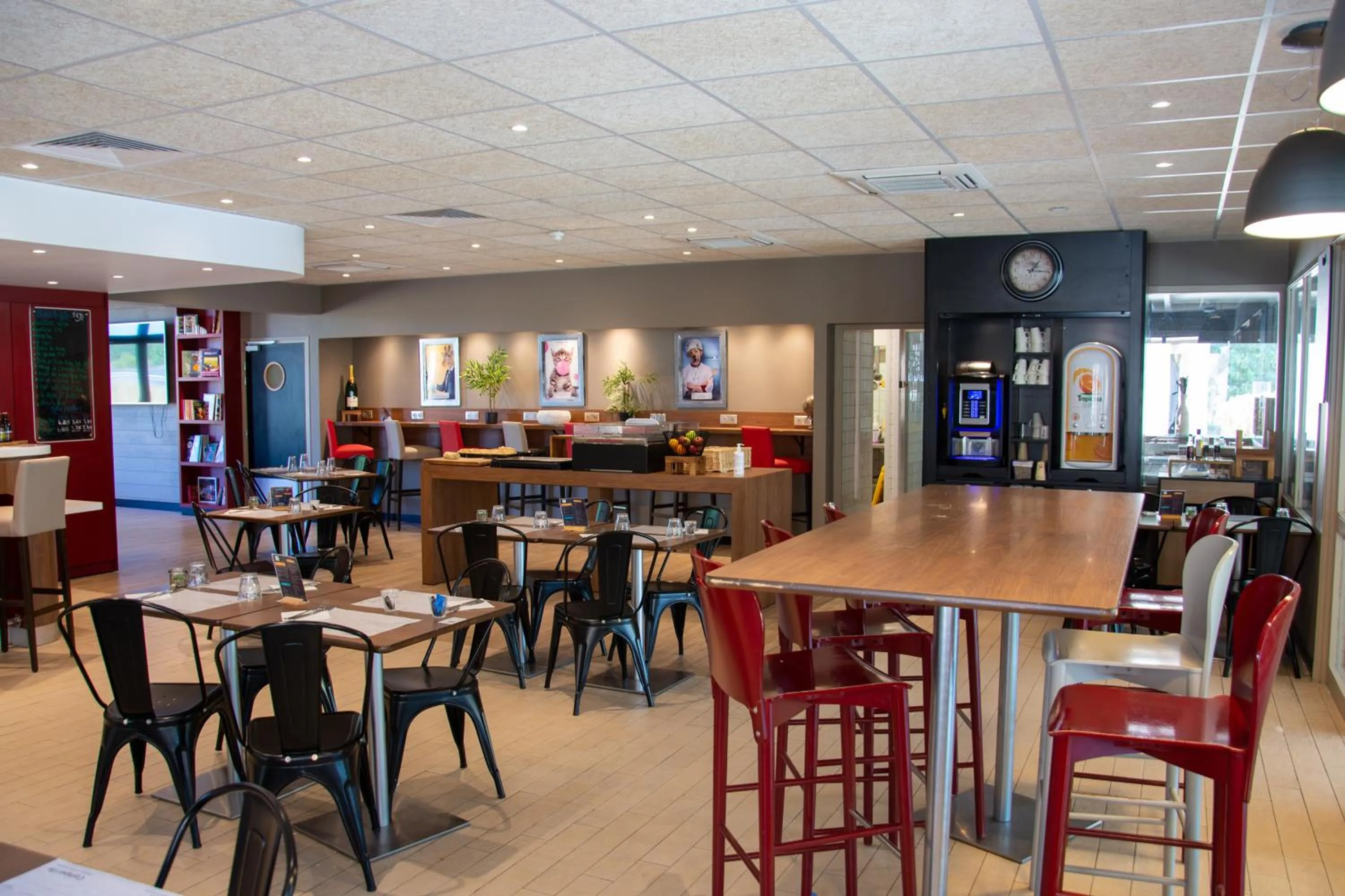 Restaurant/places to eat in Campanile Dunkerque Sud - Loon Plage