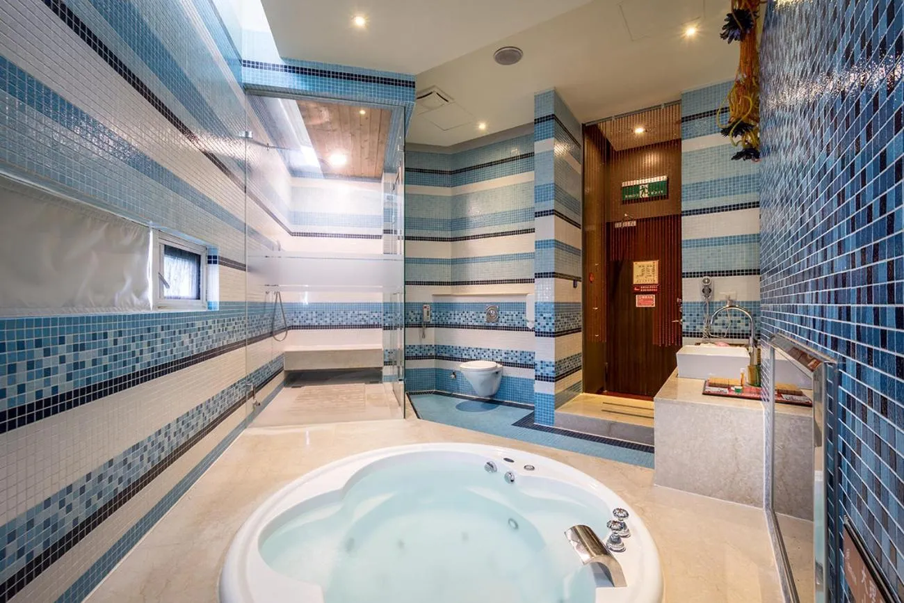 Bathroom in Norway Forest SPA Motel