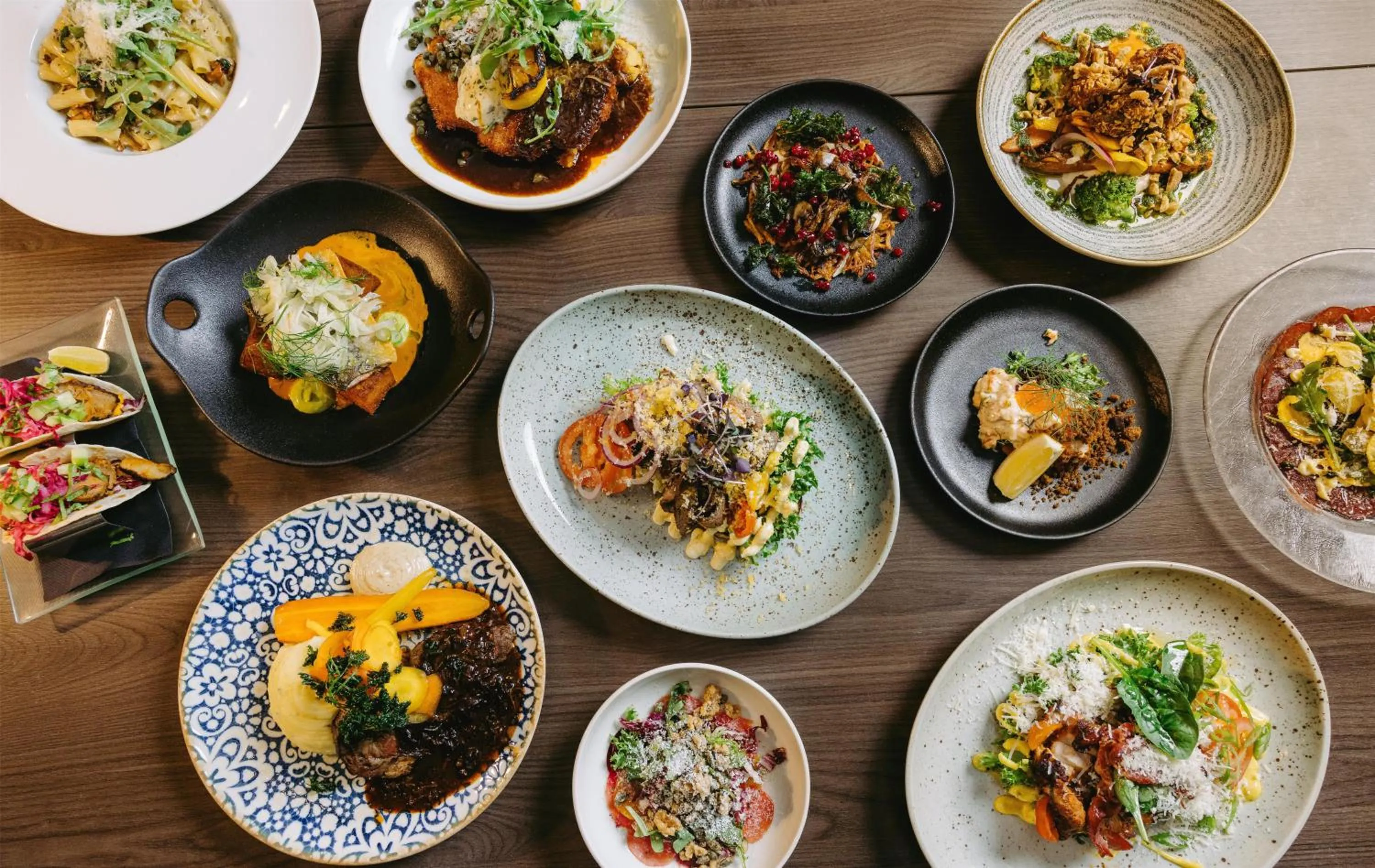 Restaurant/places to eat in Best Western Plus Hotel Plaza