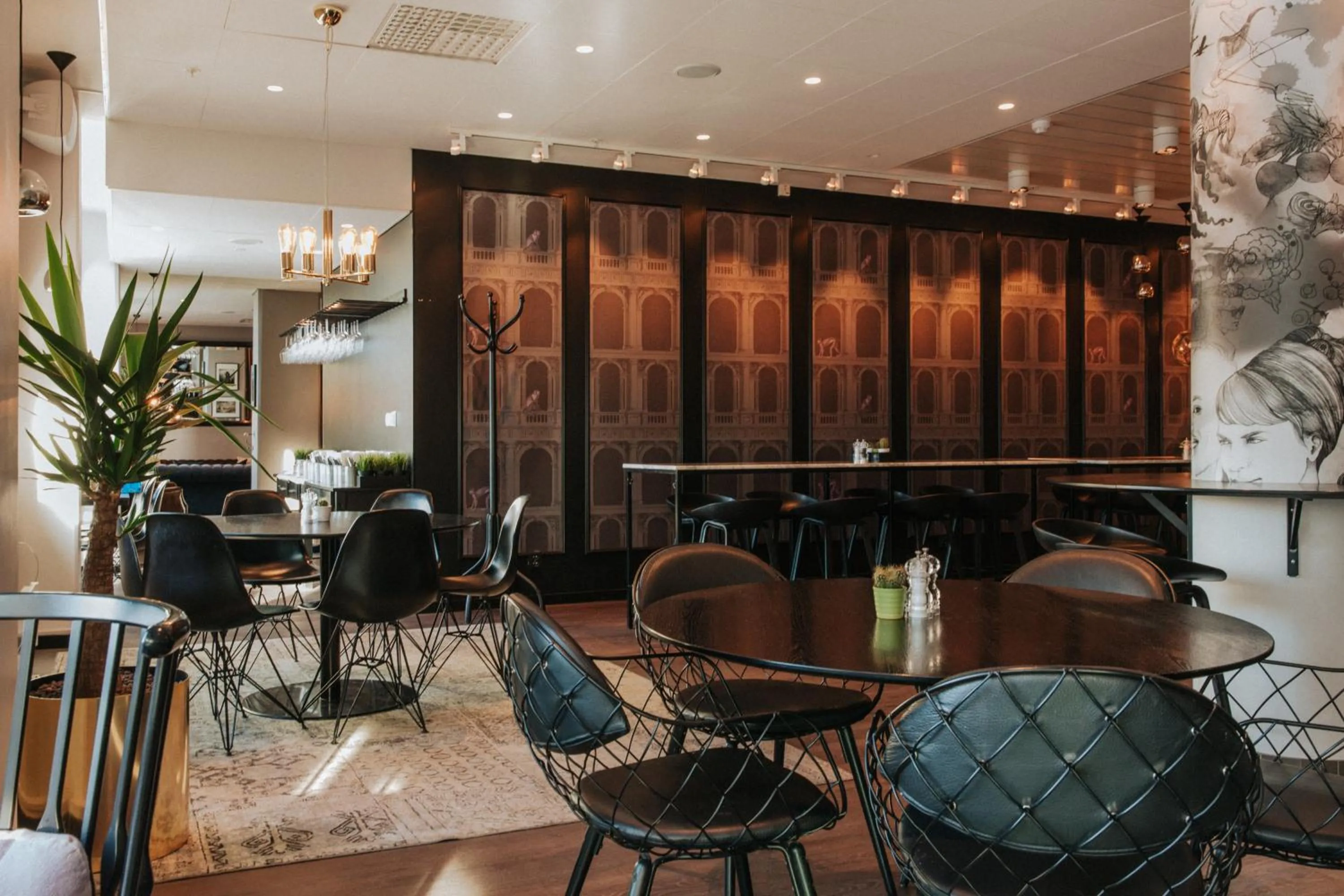 Lunch in Best Western Plus Hotel Plaza