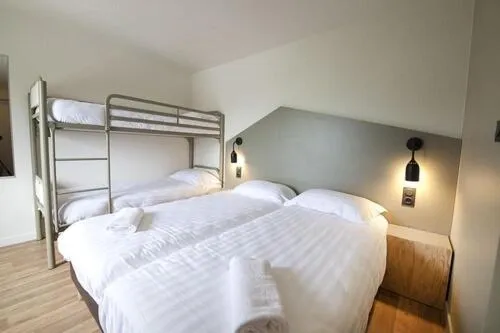 Photo of the whole room, Bed in Brit Hotel Essentiel Arverne - Clermont-Ferrand Sud