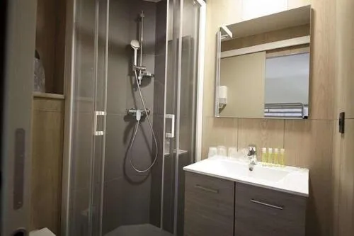 Photo of the whole room in Brit Hotel Essentiel Arverne - Clermont-Ferrand Sud