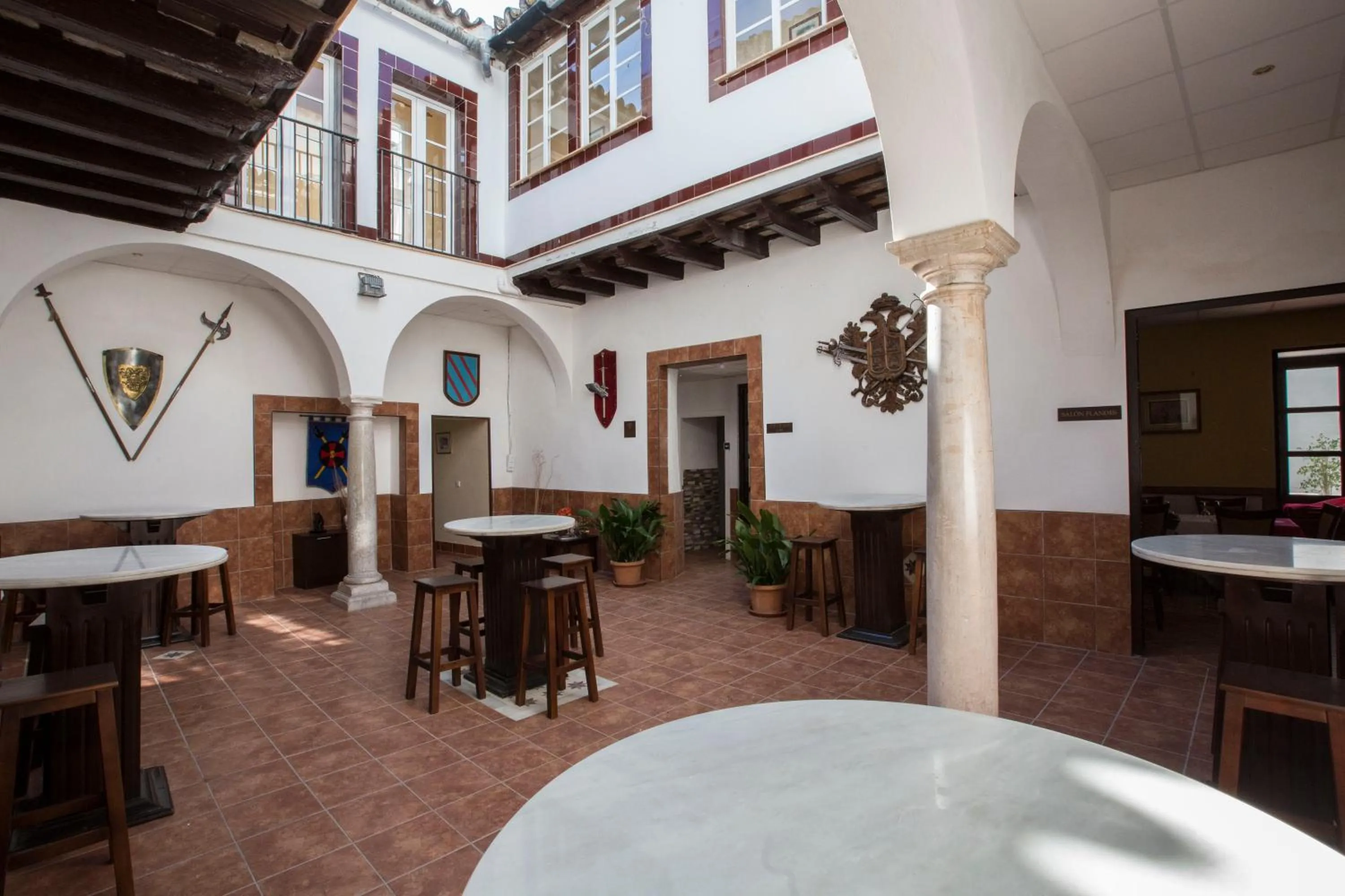 Lobby or reception in Hotel Carlos V Jerez by Vivere Stays