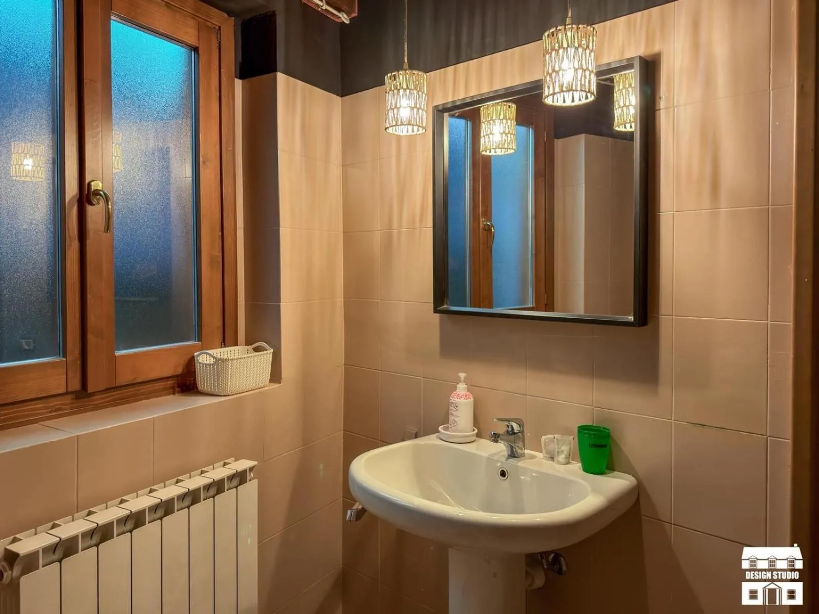 Bathroom in THE LOFT by Design Studio