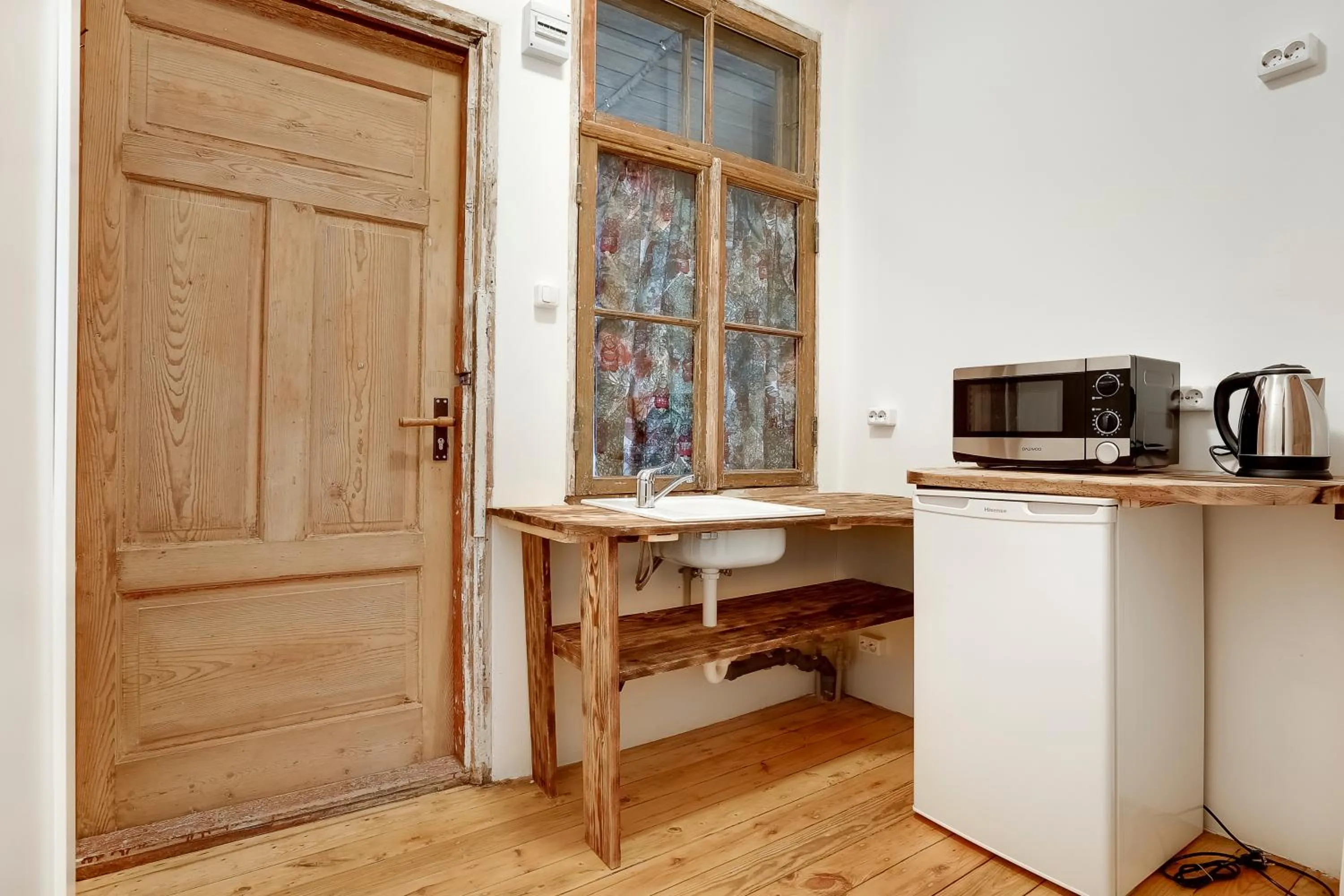 Kitchen or kitchenette in Riga Academic Guest House