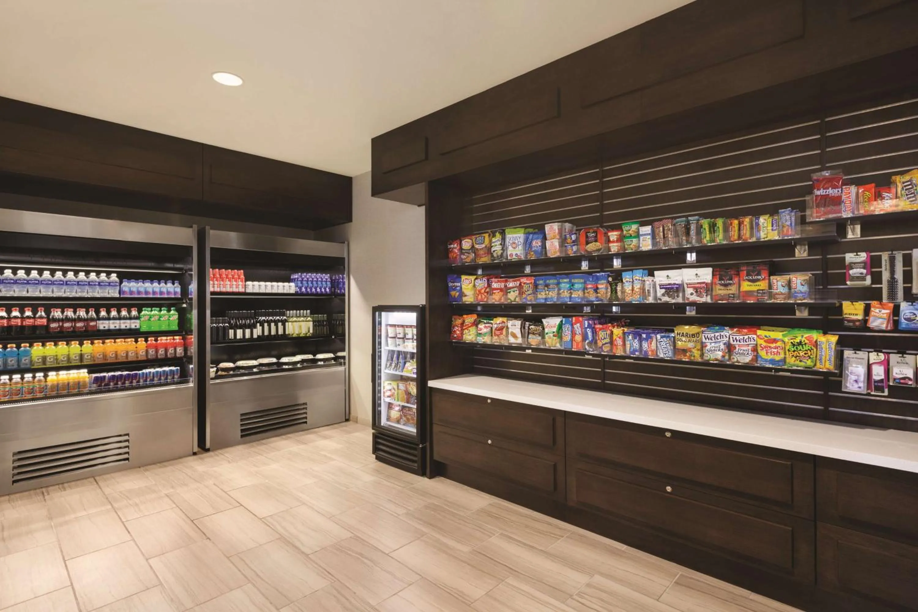 Restaurant/places to eat in Embassy Suites San Antonio Brooks City Base Hotel & Spa