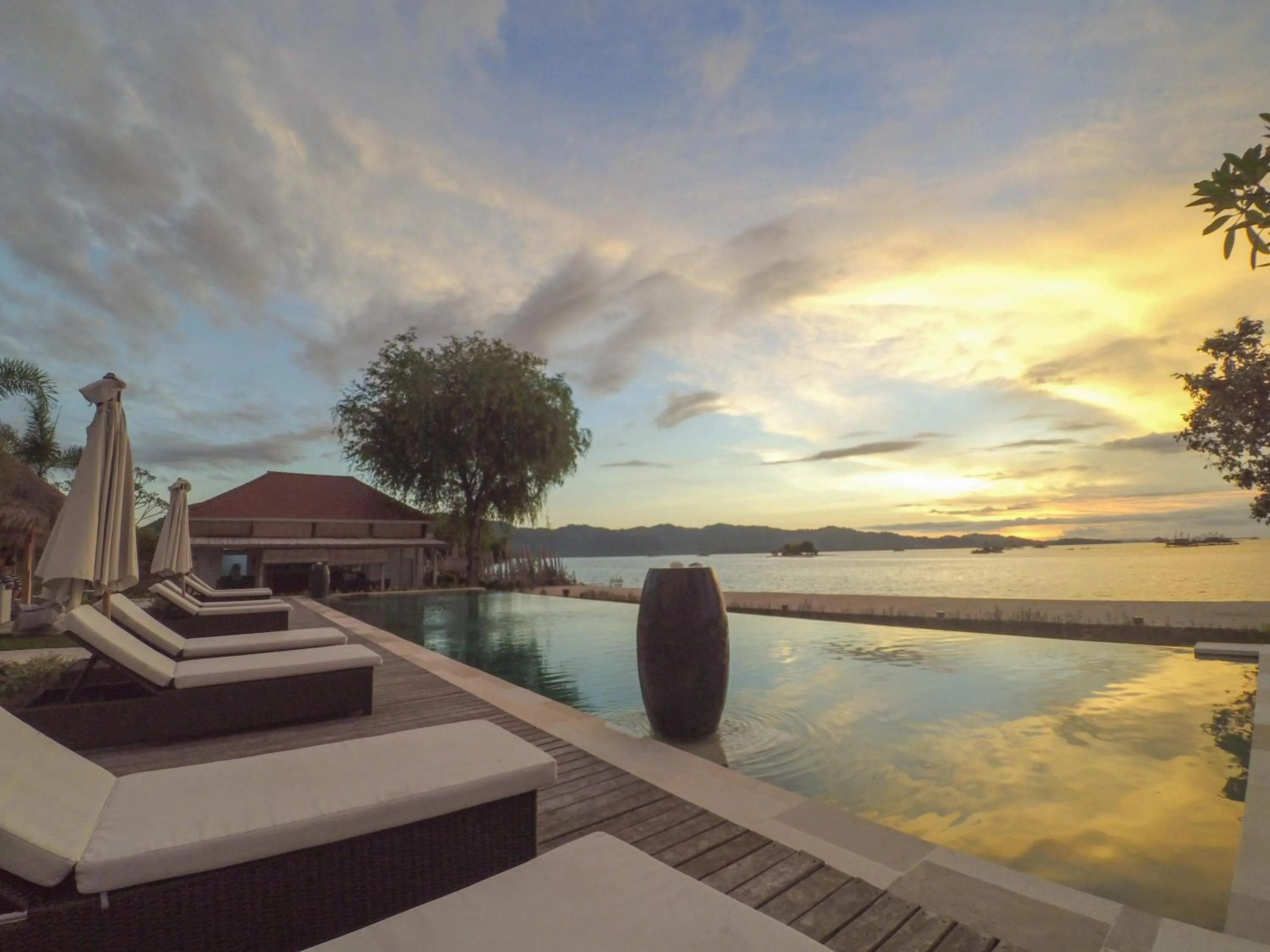 Swimming pool in The Suites Lombok