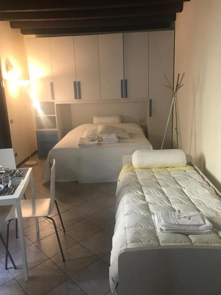 MyRoom Center Flat