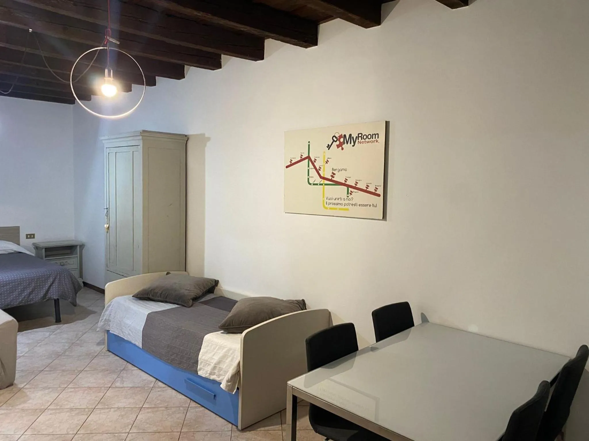 MyRoom Center Flat