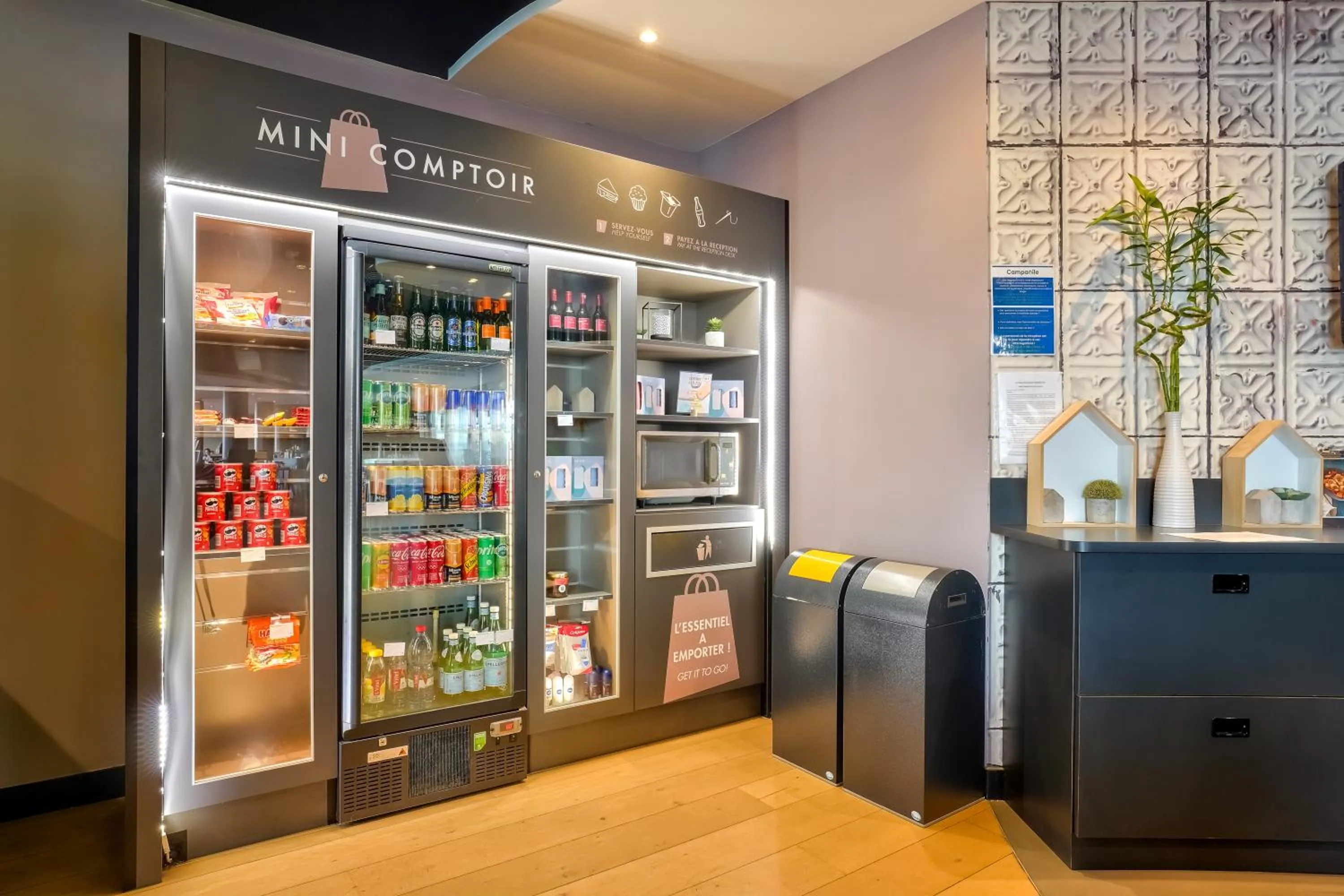 Restaurant/places to eat in Campanile Paris Ouest - Pont de Suresnes