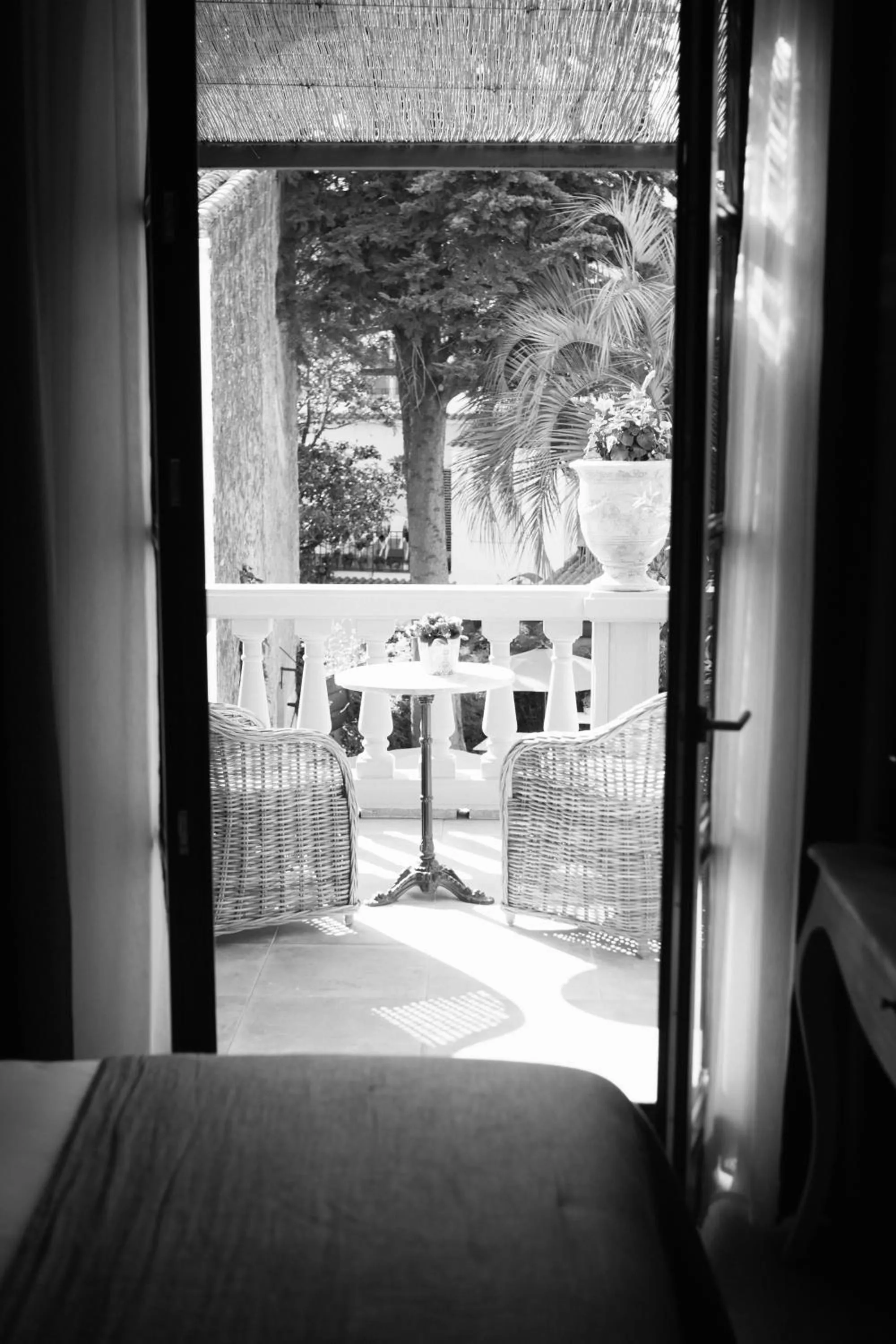 Balcony/Terrace, Bed in Hotel Casa Peya - Adults Only