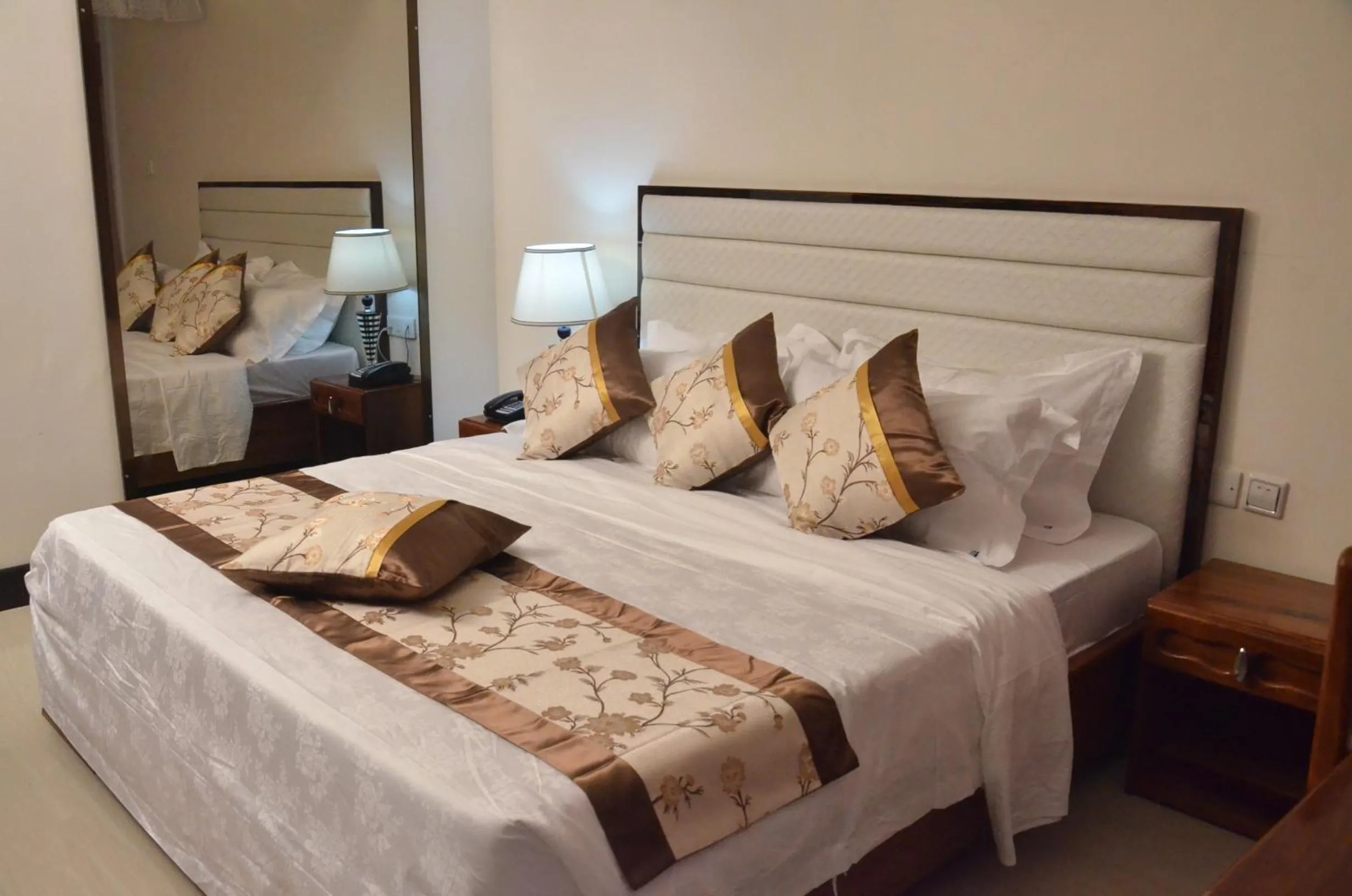 bunk bed, Bed in Nefaland Hotel