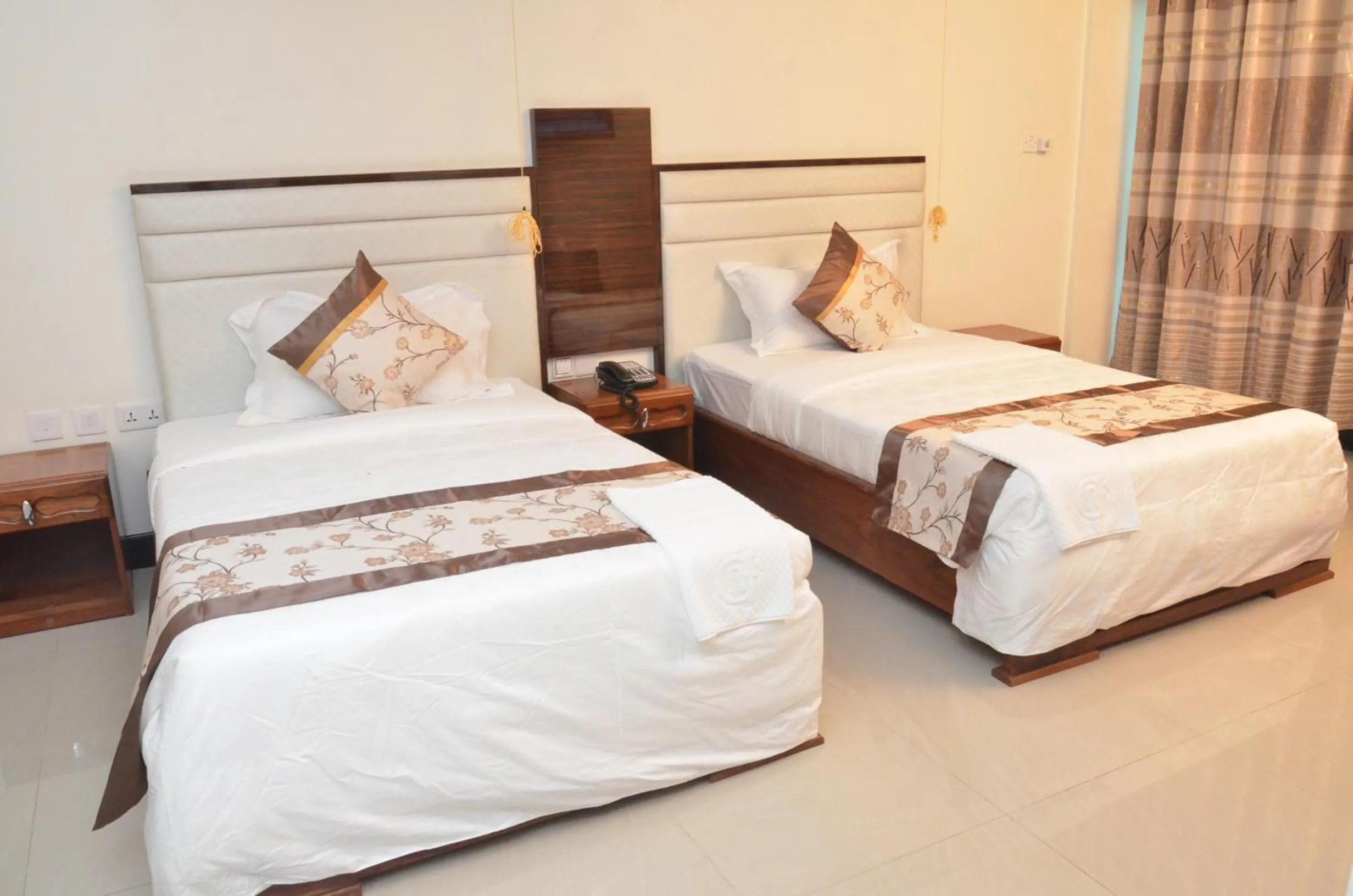 bunk bed, Bed in Nefaland Hotel