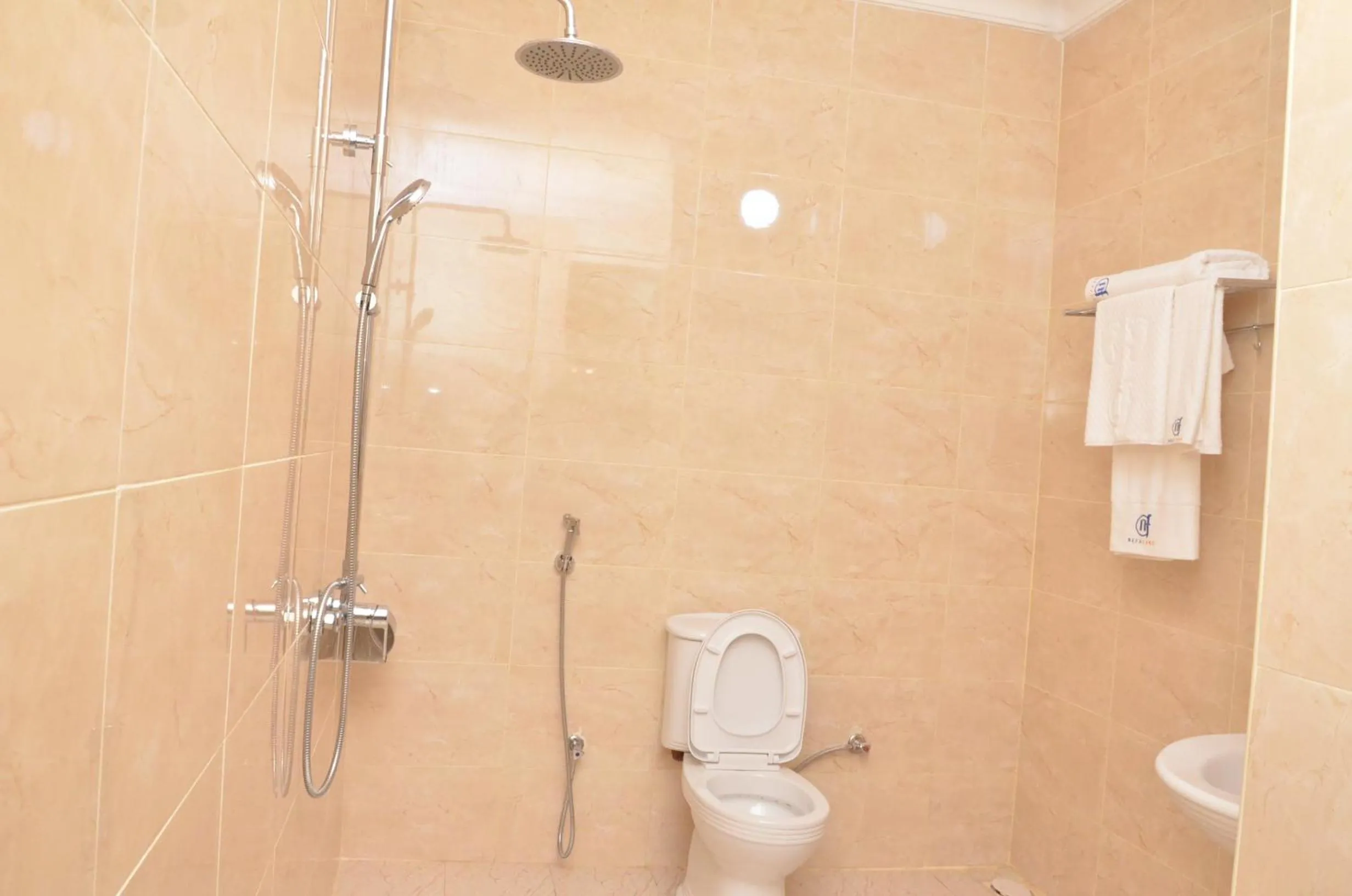 Shower in Nefaland Hotel