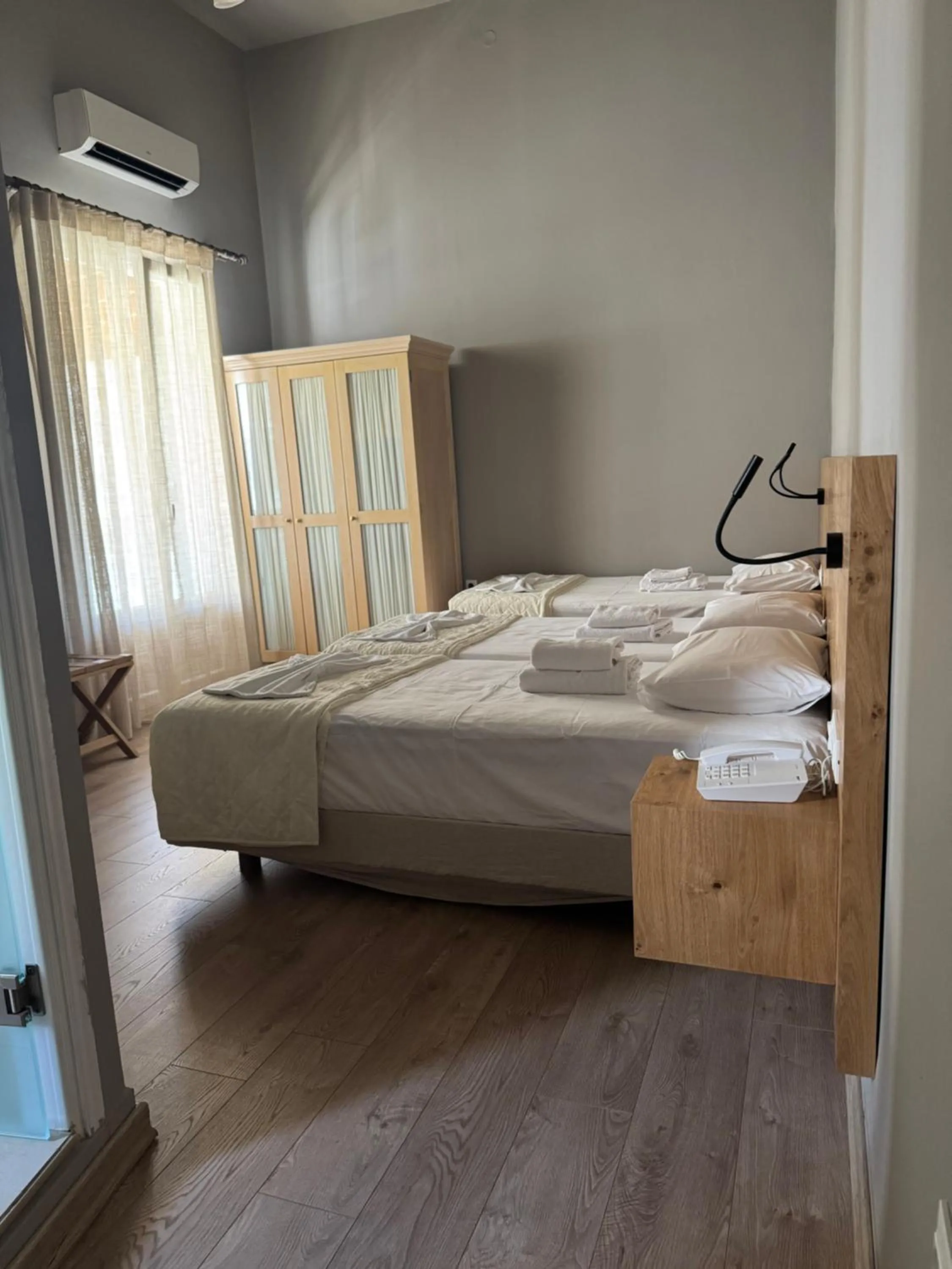 Bedroom, Bed in Esperance 2