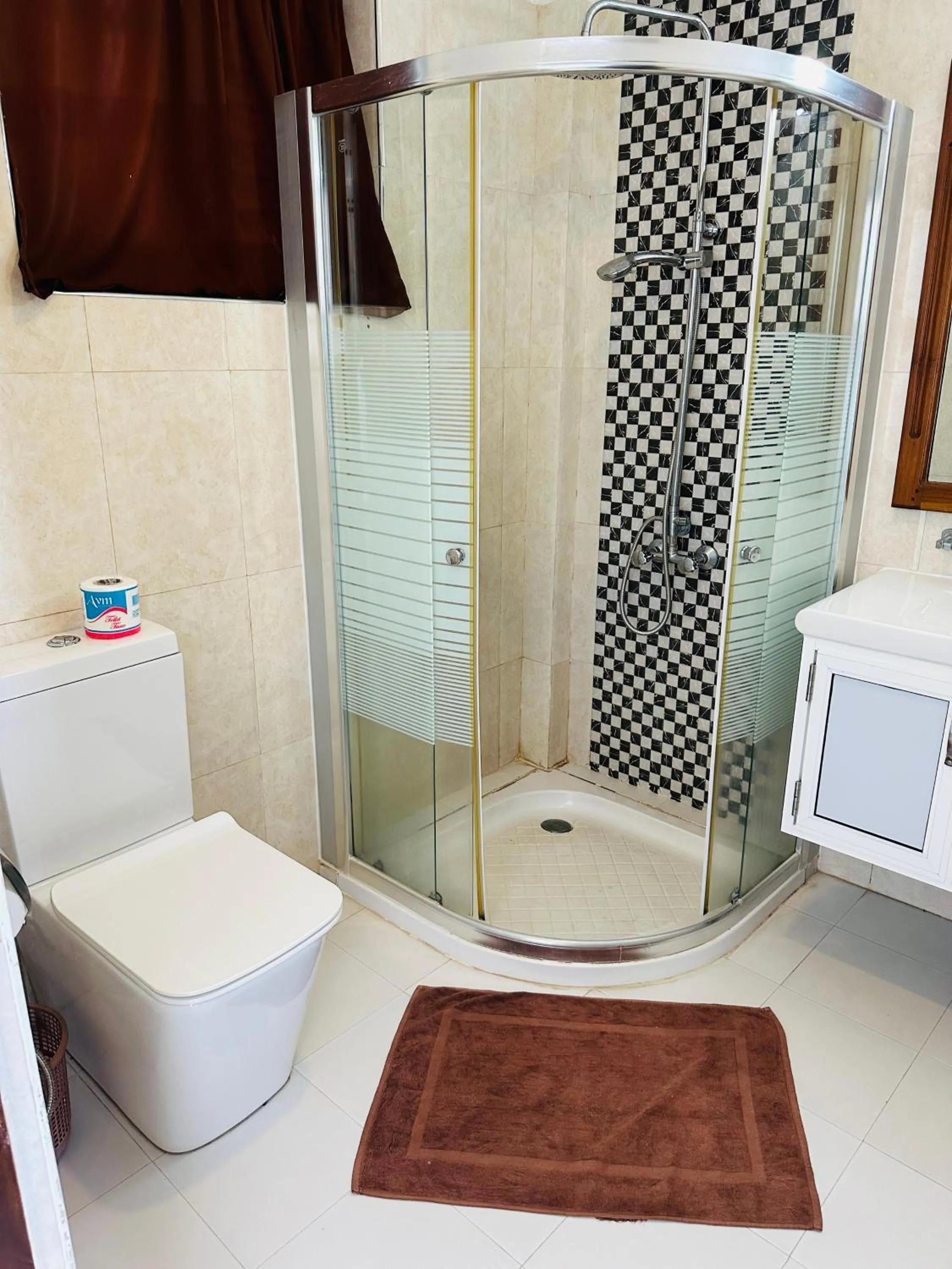 Shower in Mirissa Gate Resort