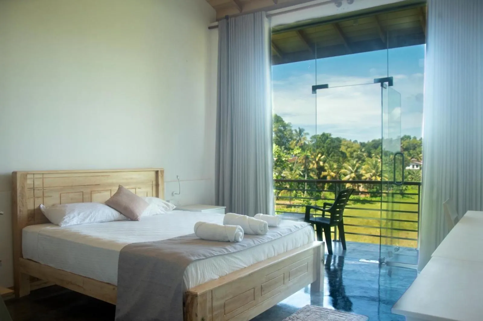 Bed in Green Edge Villa
