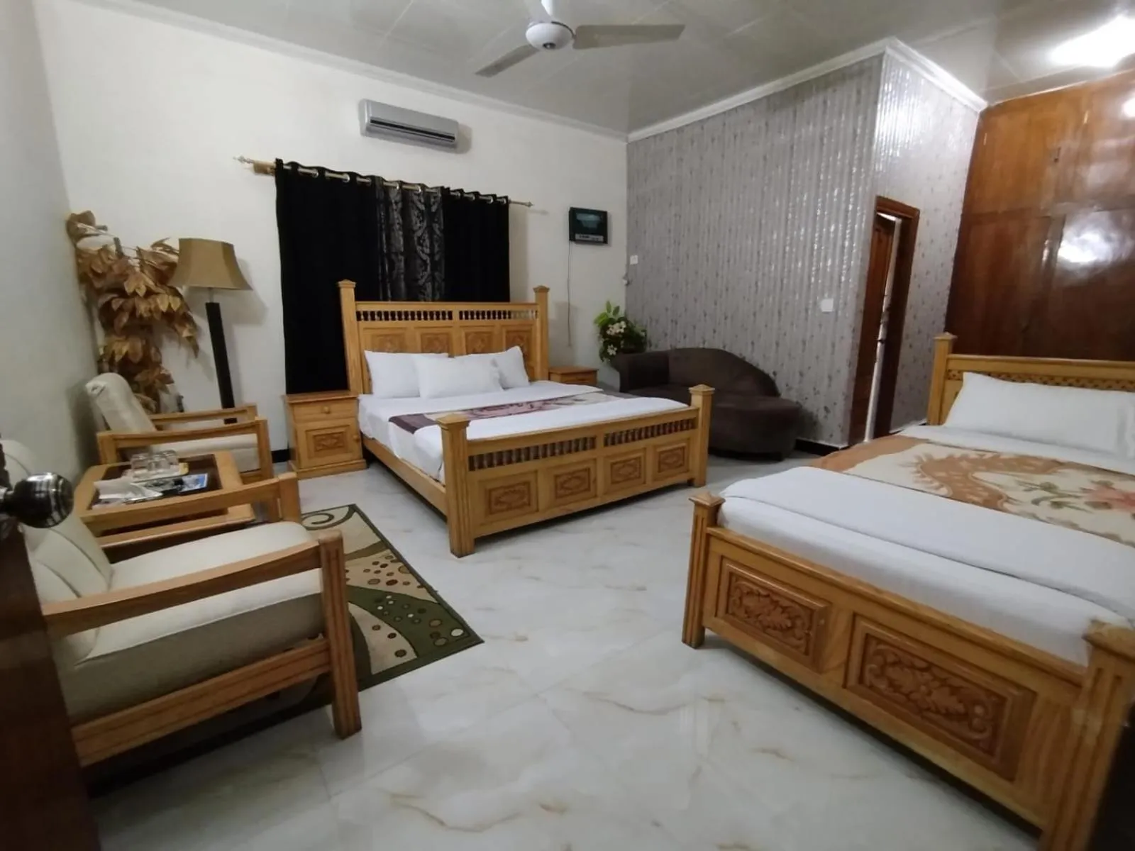 Bed in Alaf Laila Guest House