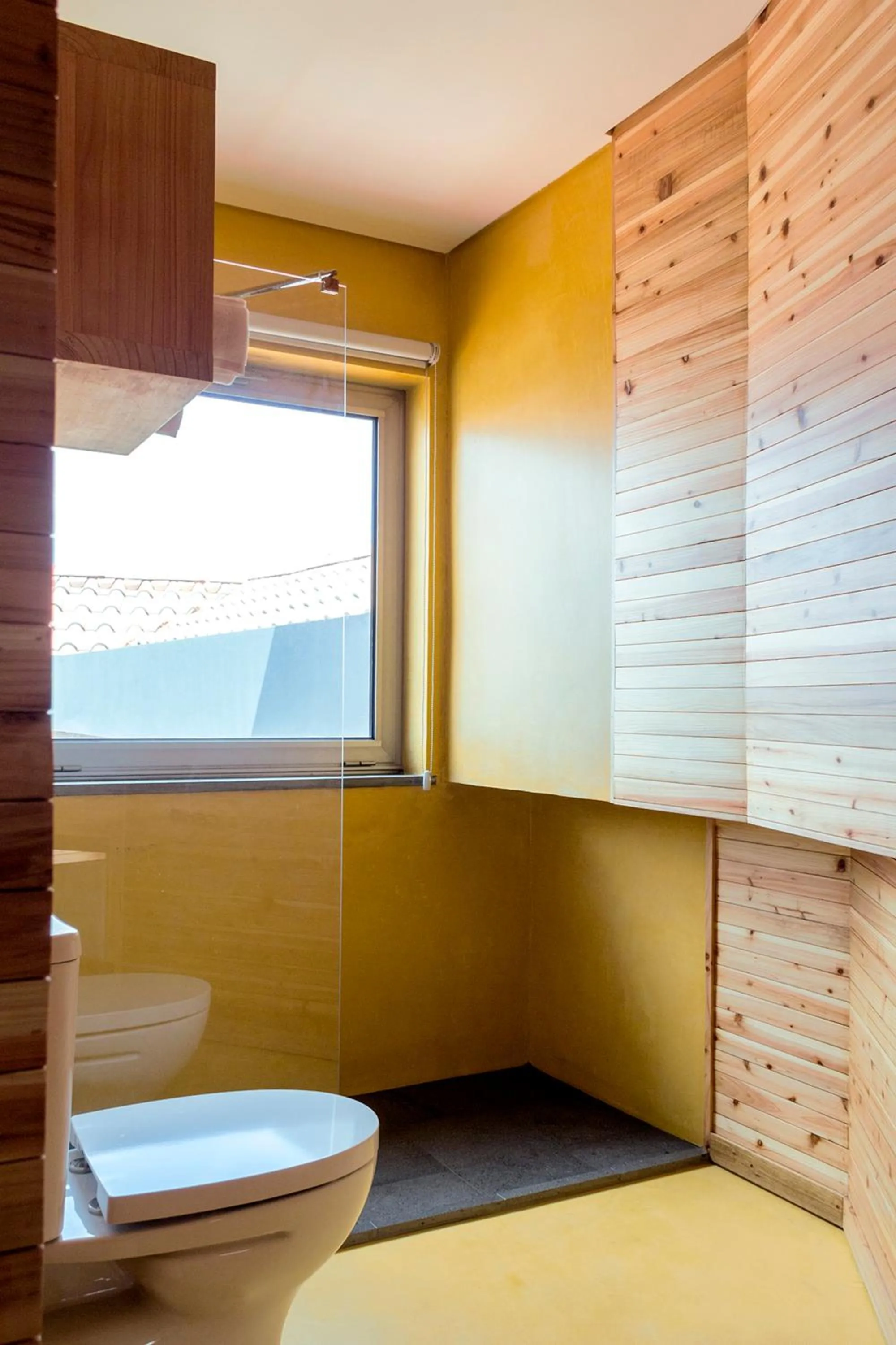 Bathroom in Porto Pim Bay