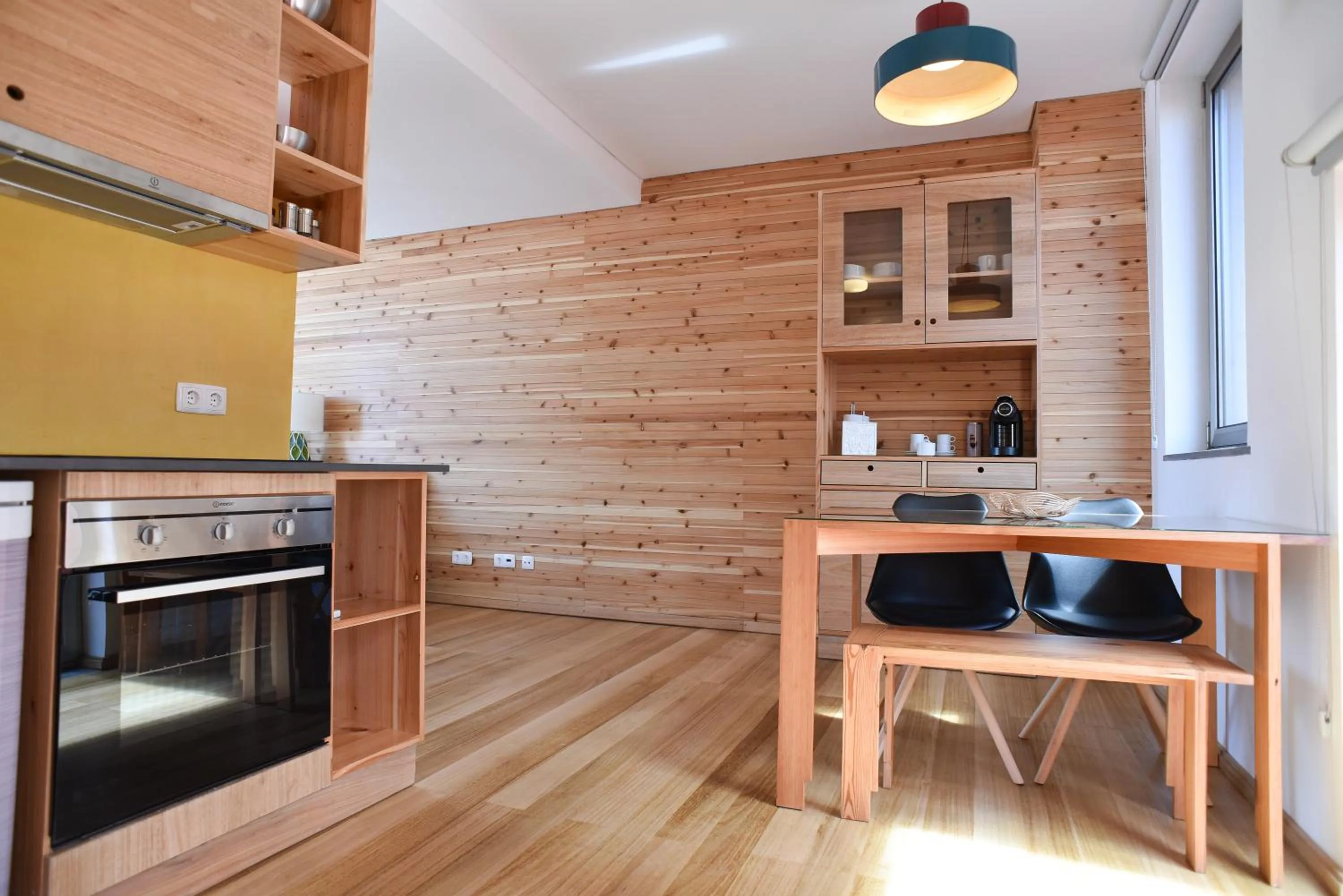 Communal kitchen in Porto Pim Bay