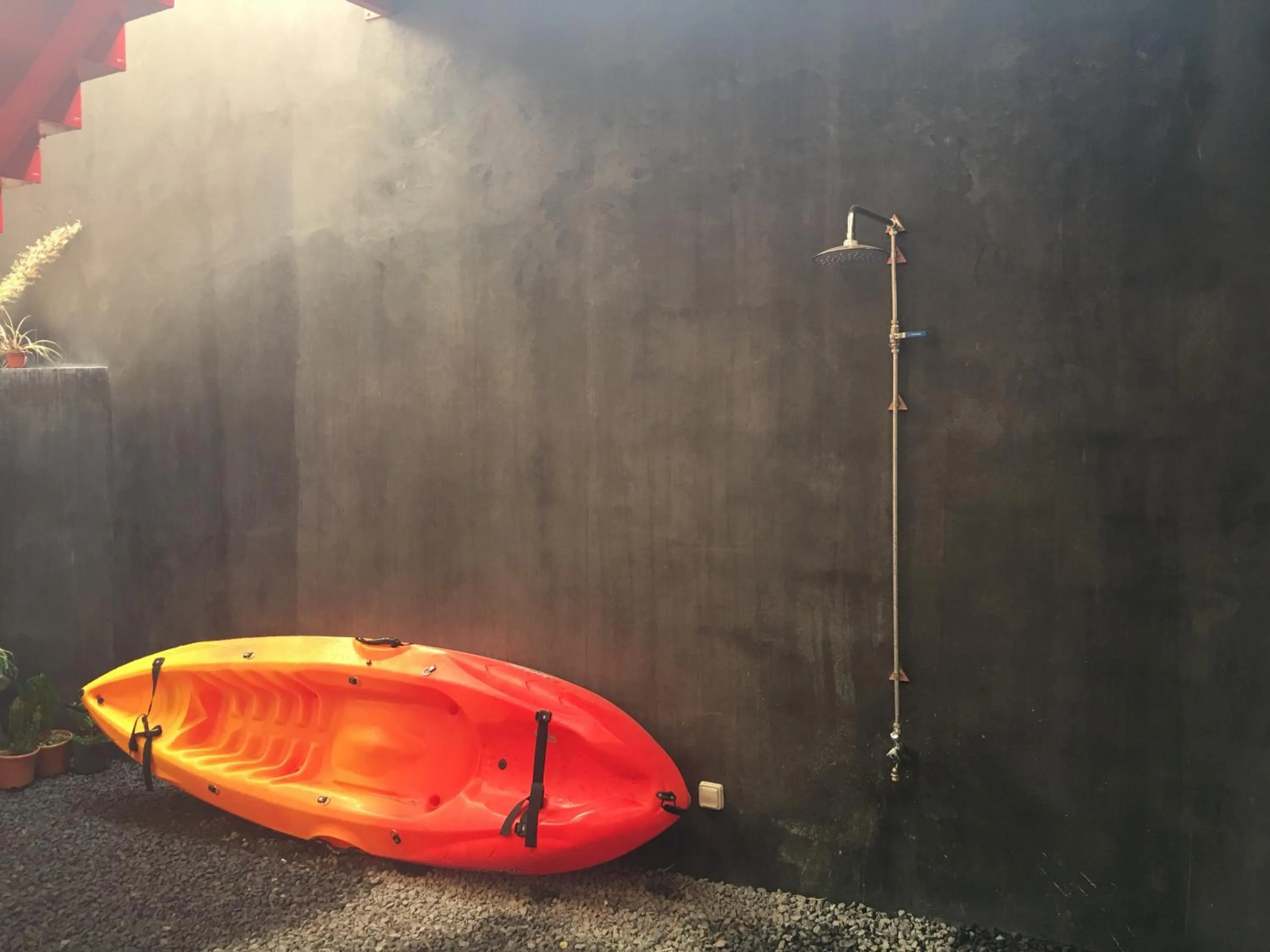 Canoeing in Porto Pim Bay