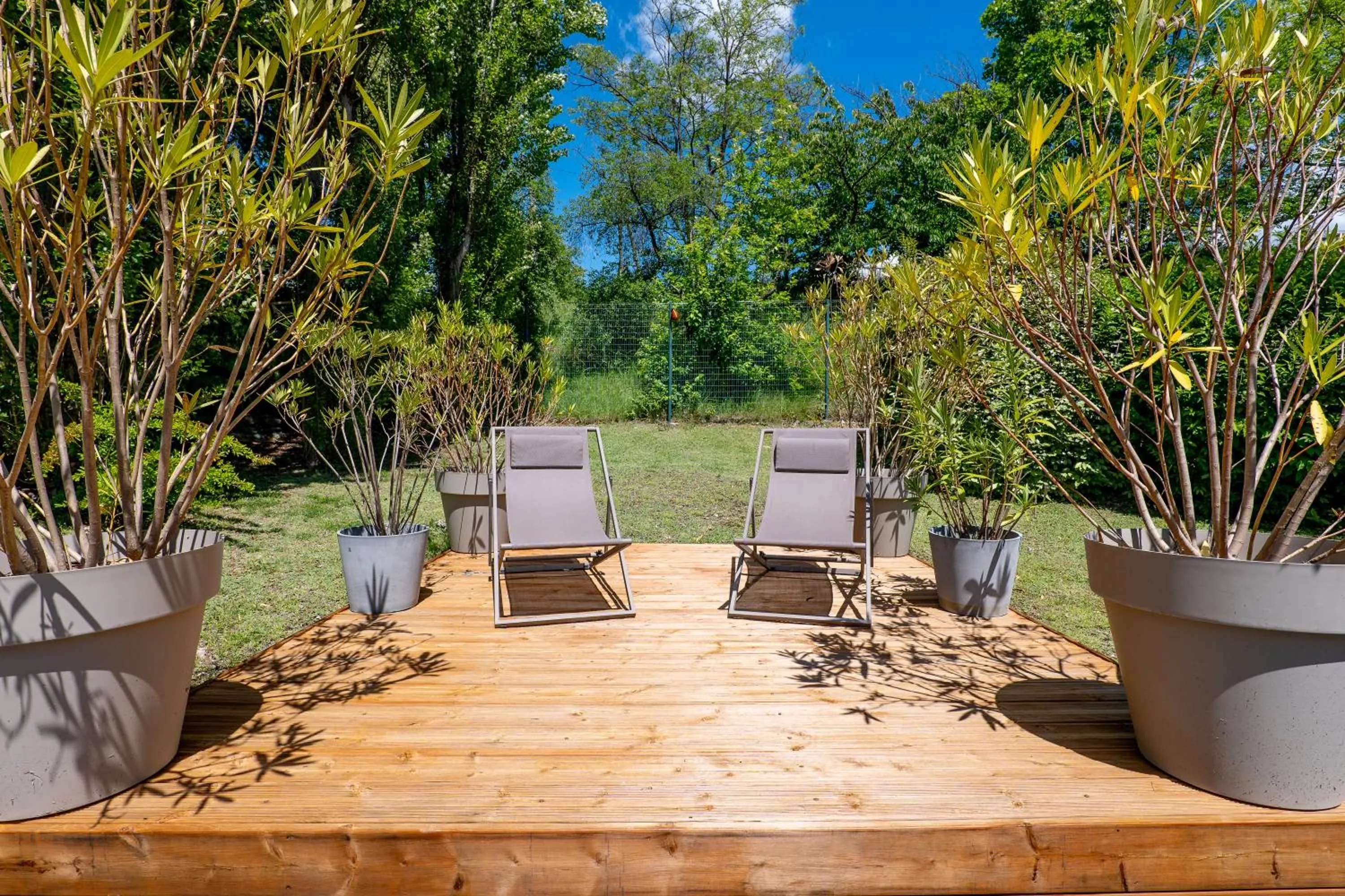 Patio in Kyriad Digne-Les-Bains