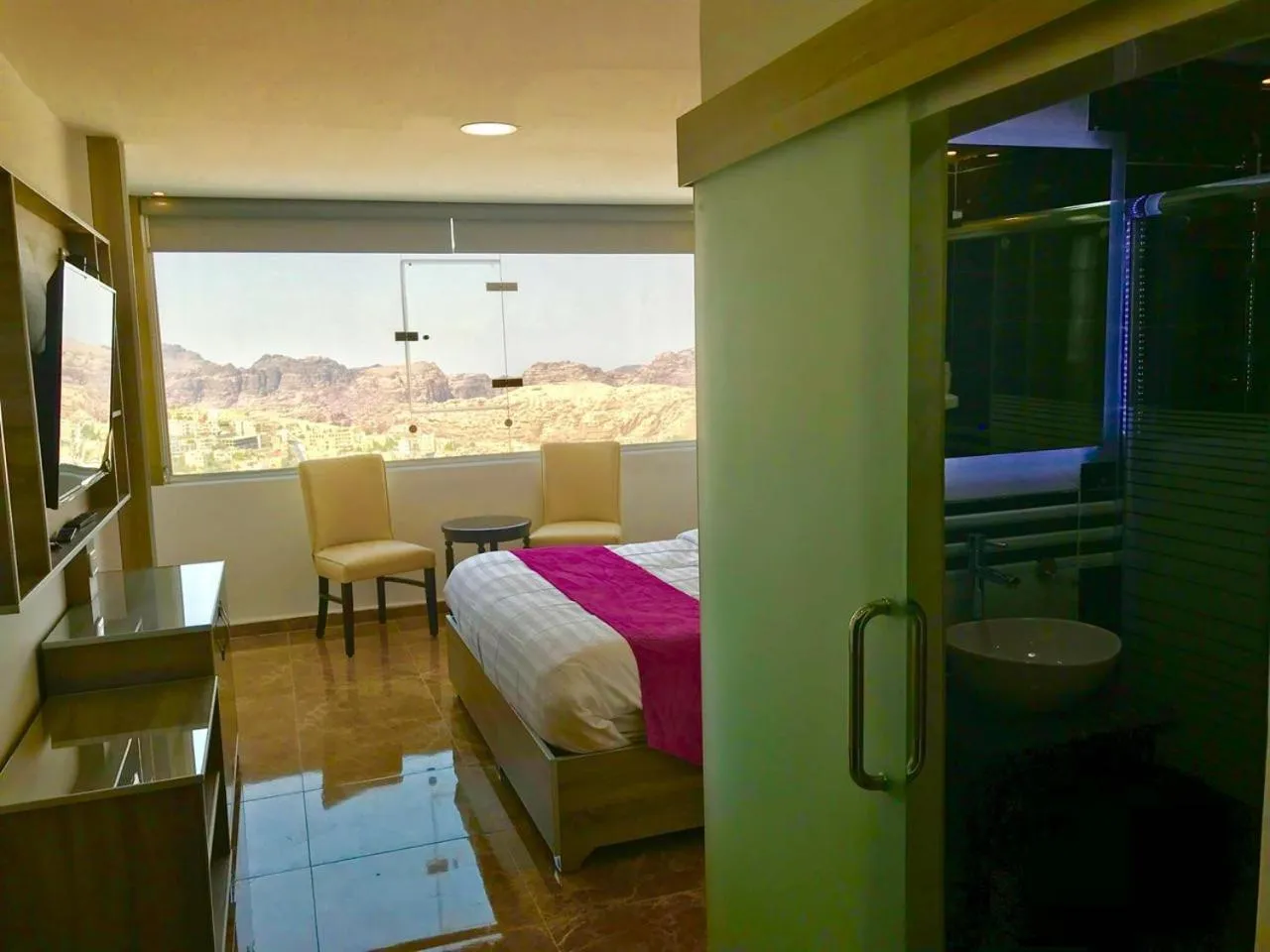 City view, Bed in Petra Sella Hotel