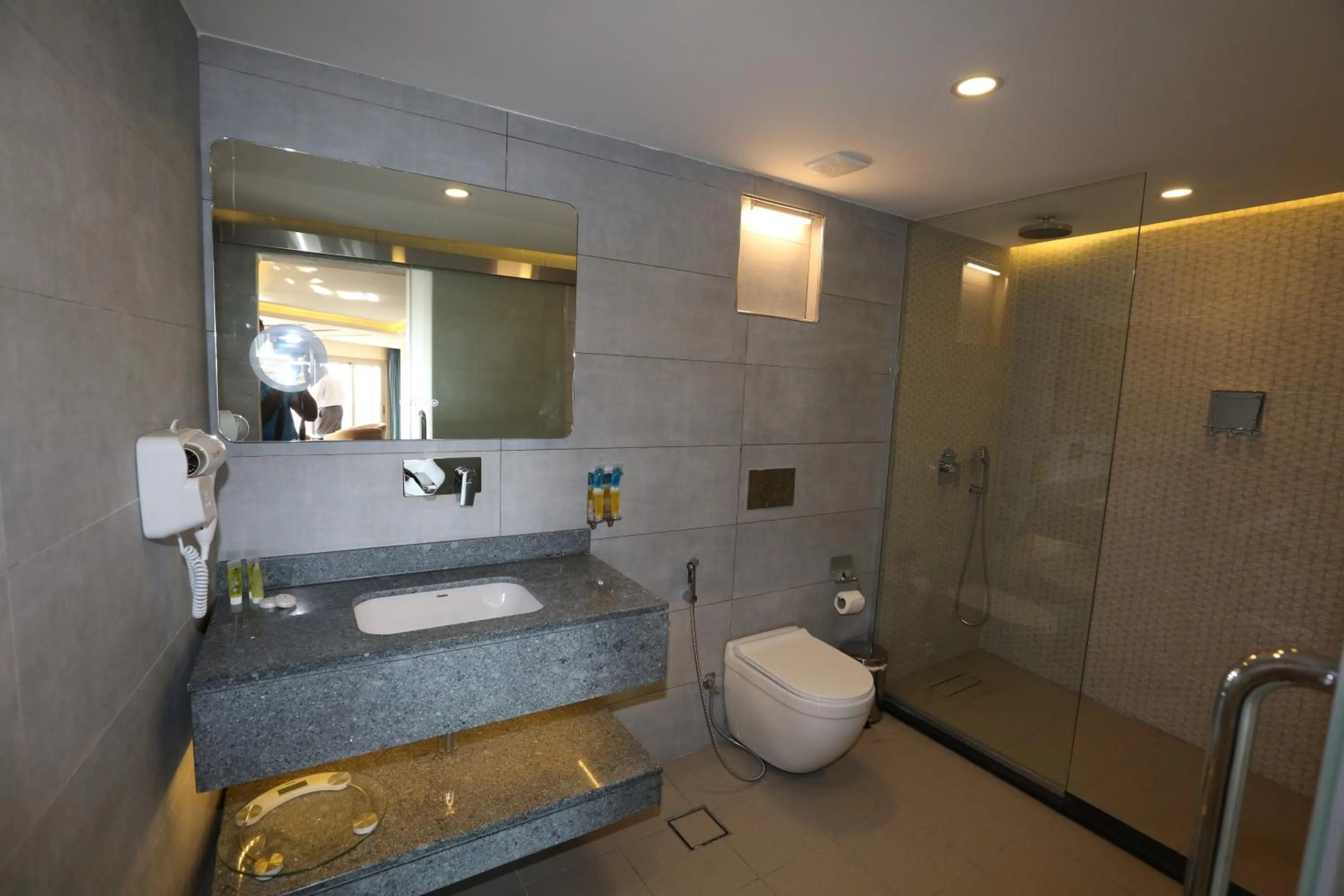 Bathroom in Petra Sella Hotel