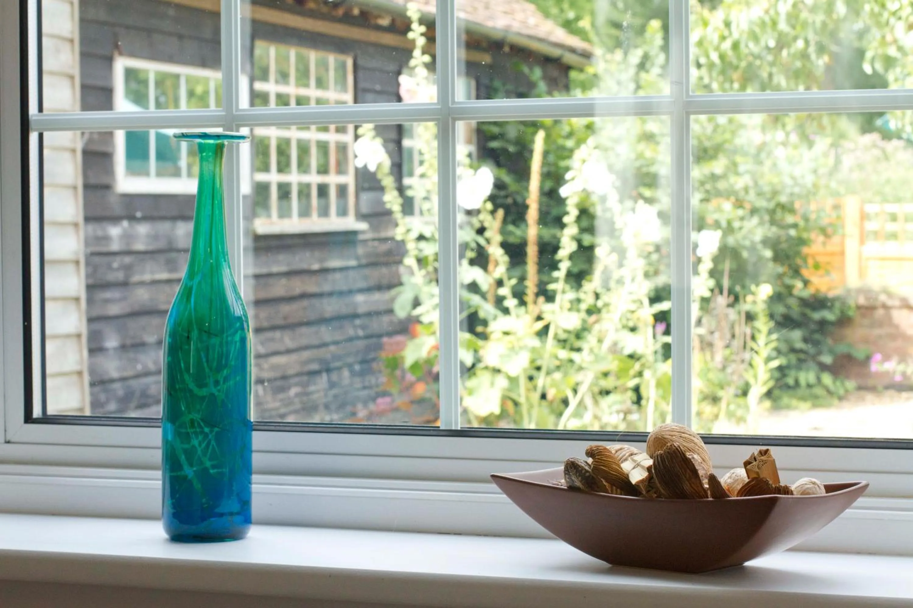 Garden view in Magpies Lodge