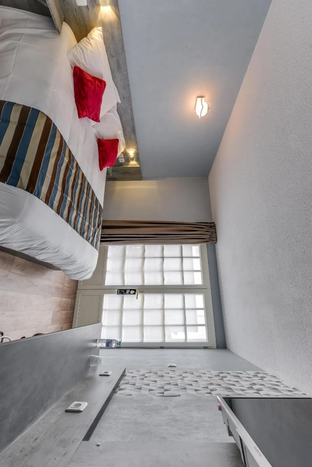 Bedroom, Bed in The Originals Access, Hotel Thouars