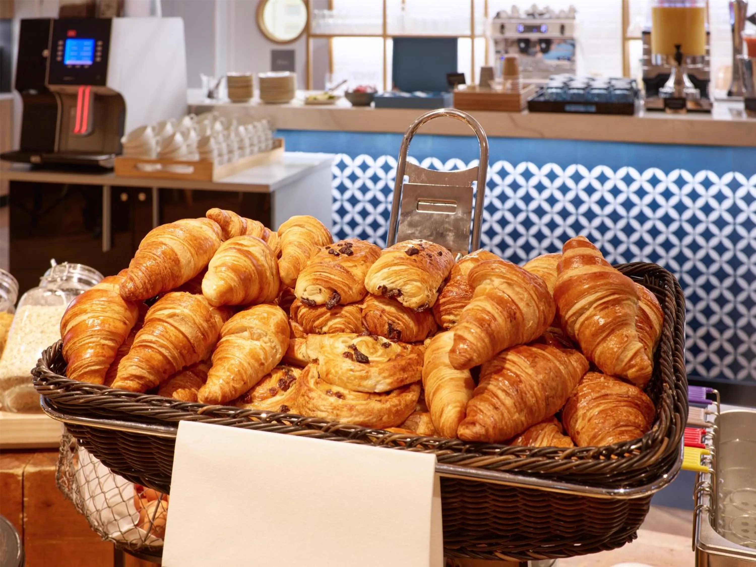 Breakfast in Radisson Hotel Aix En Provence